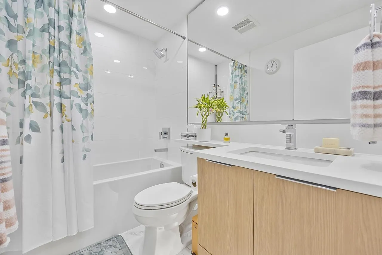 1506 7769 Park Crescent