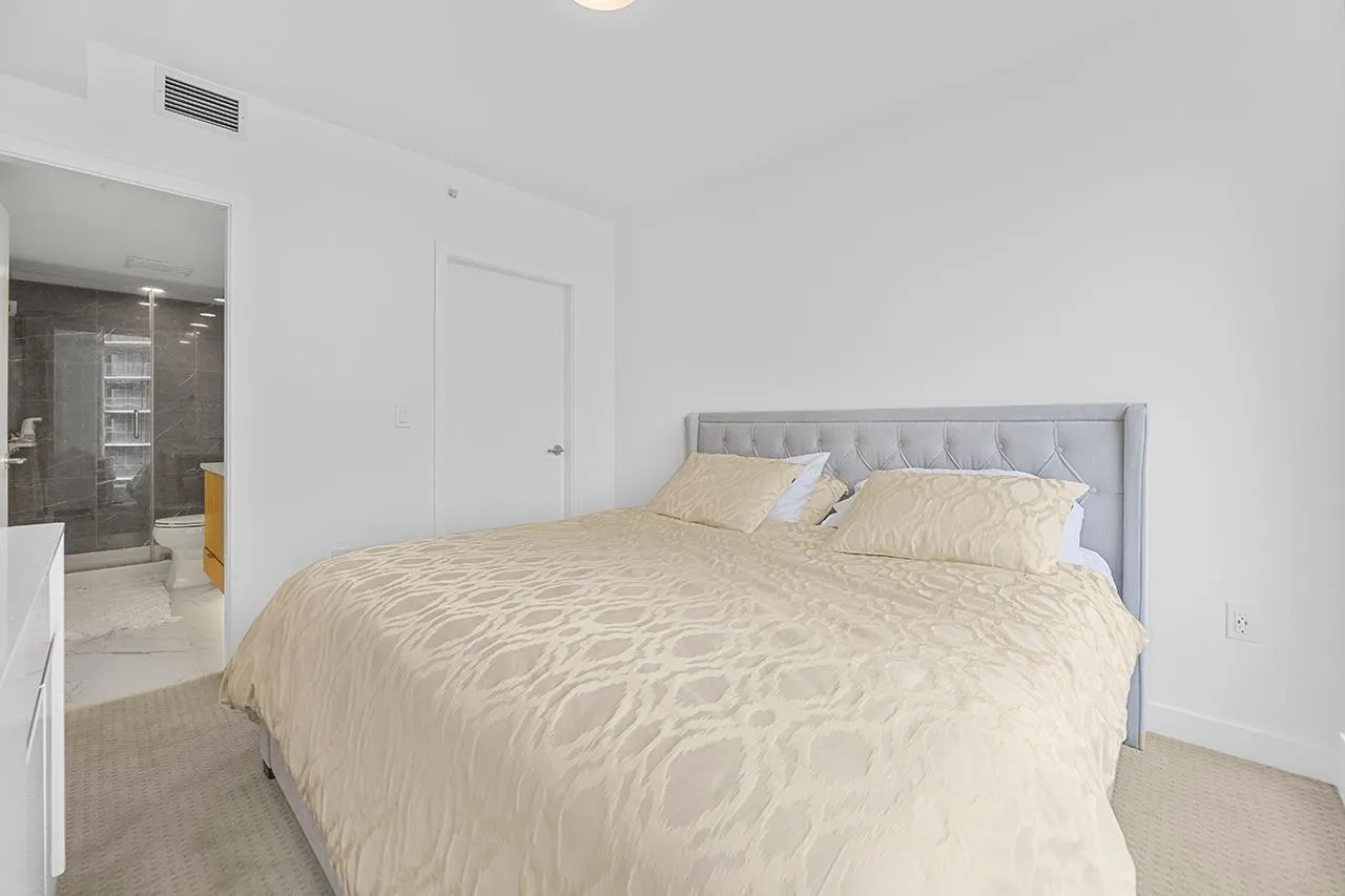 1506 7769 Park Crescent