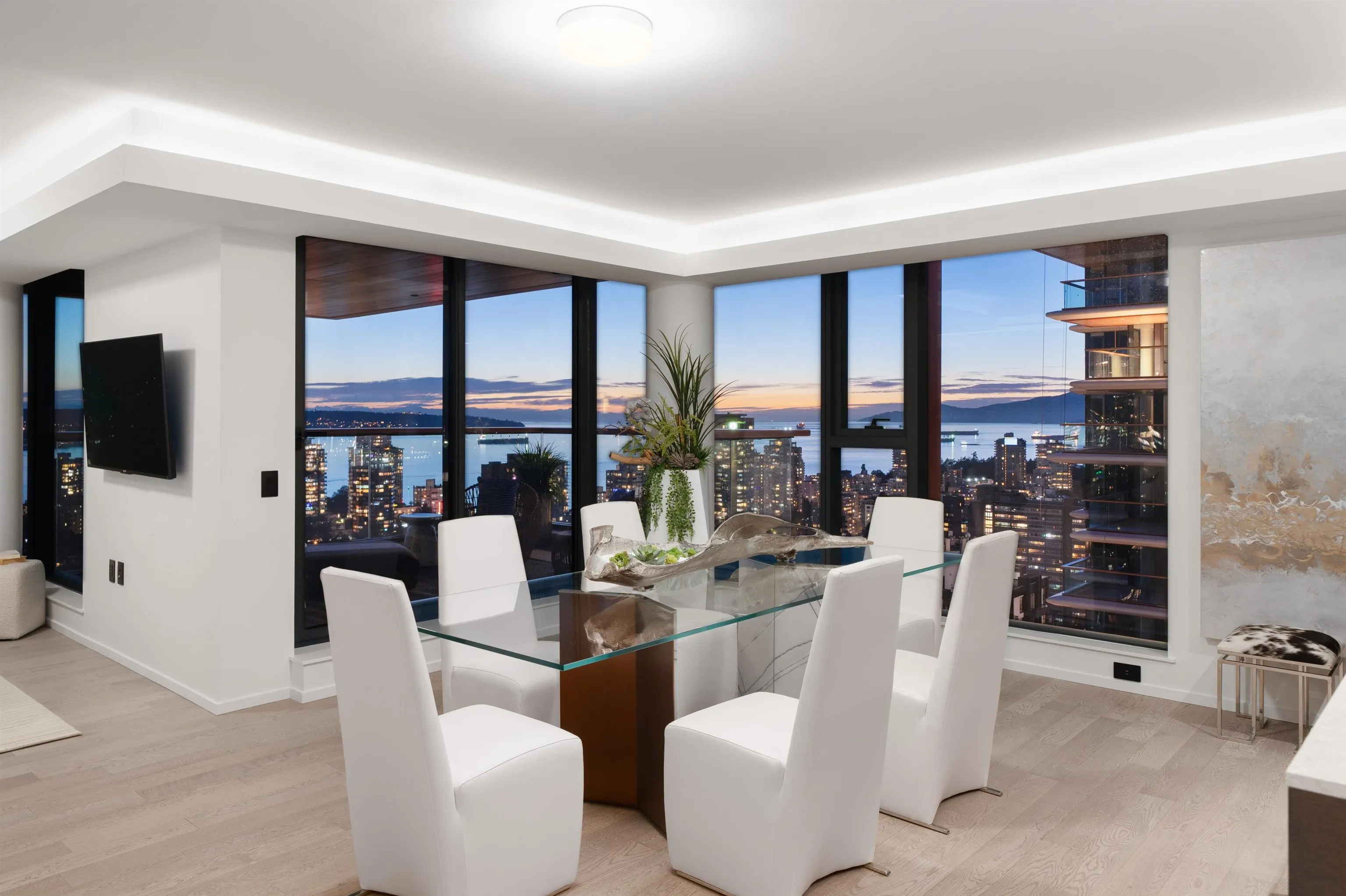 2901 1408 Robson Street