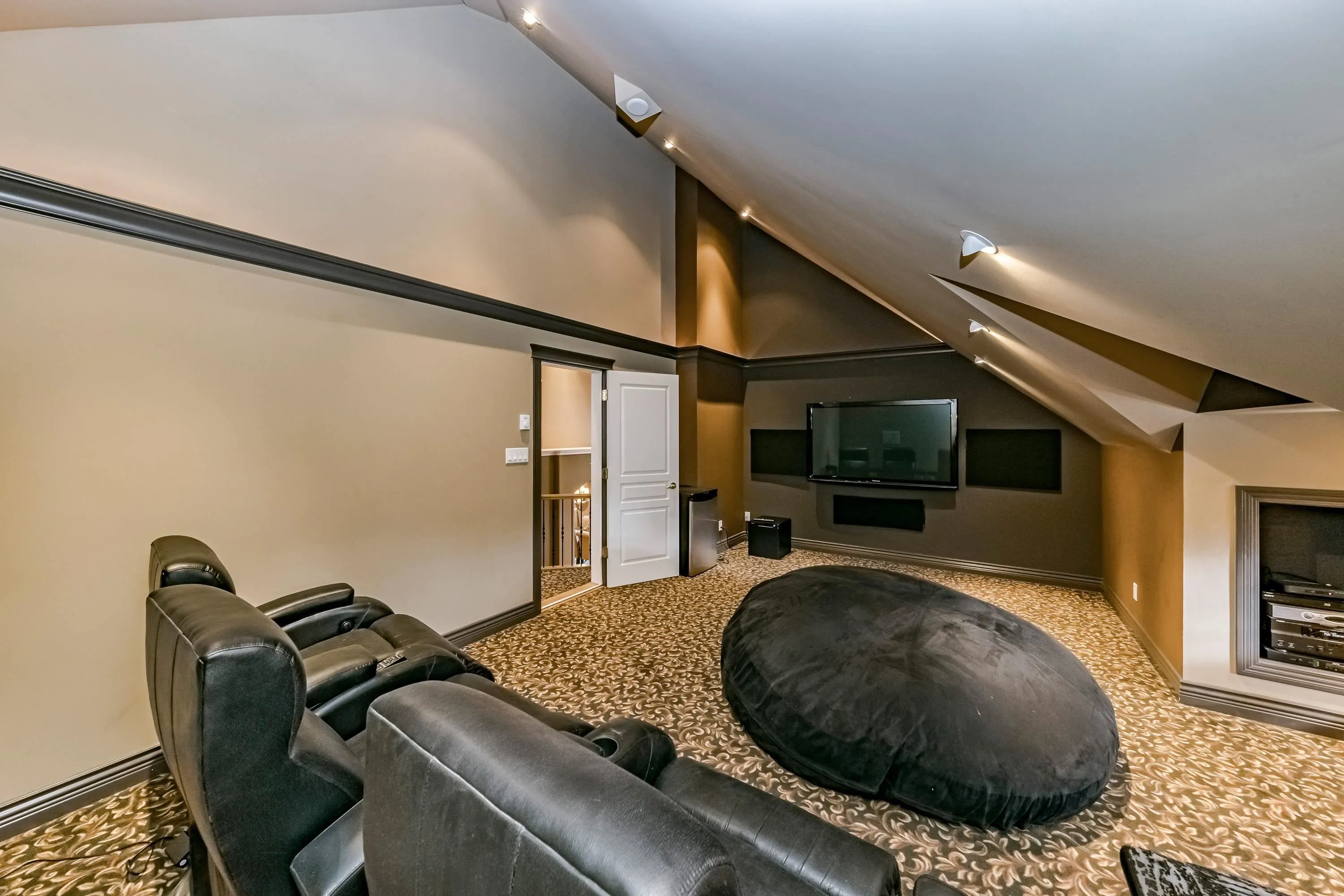 13208 23a Avenue