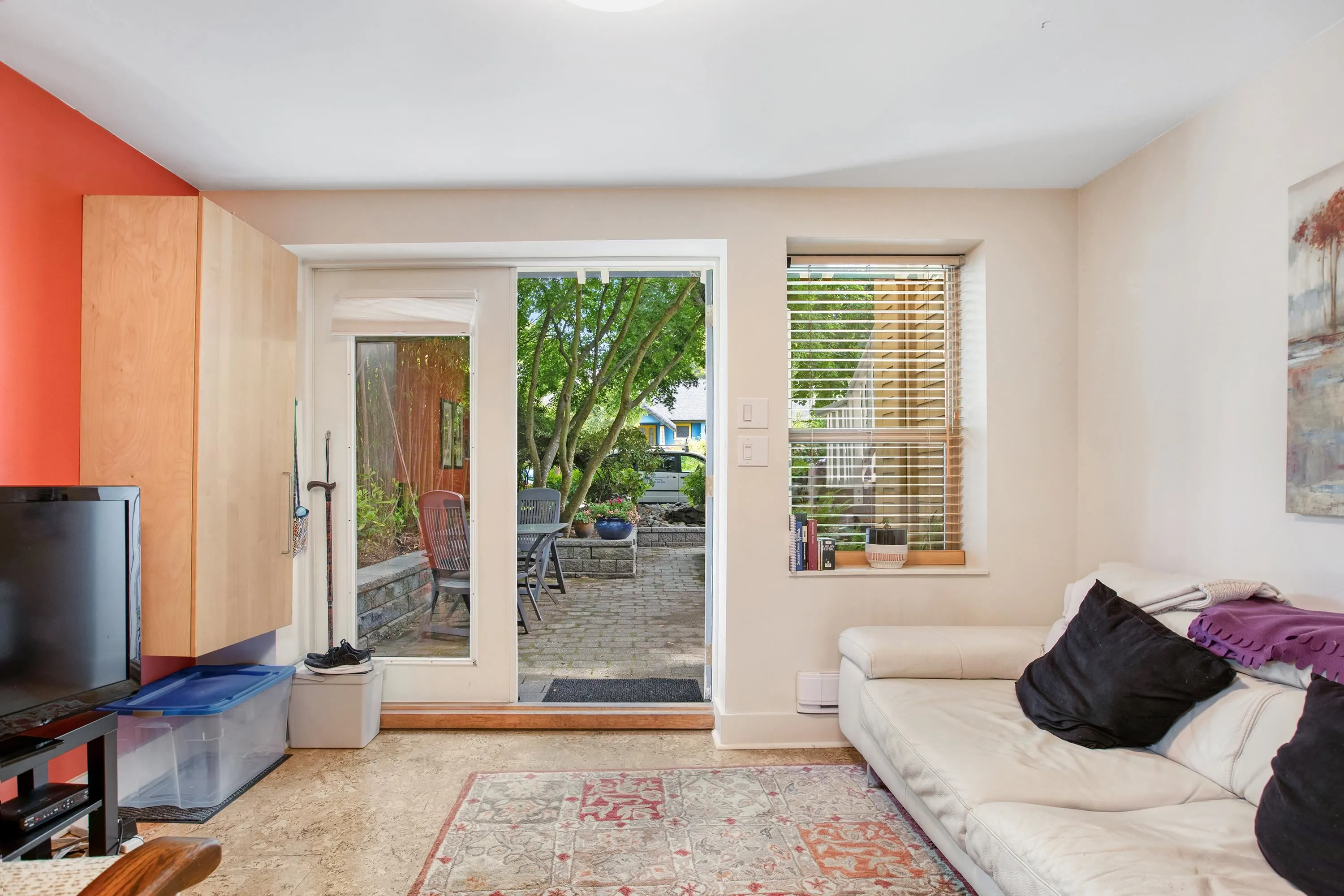 1353 Maple Street