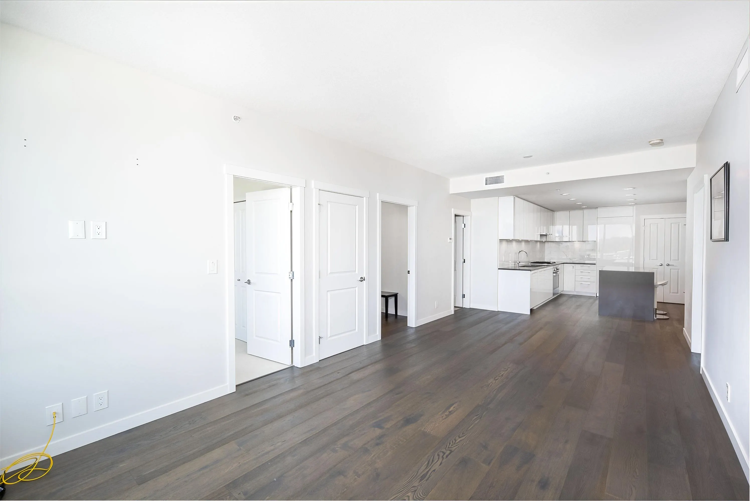 1302 3487 Binning Road
