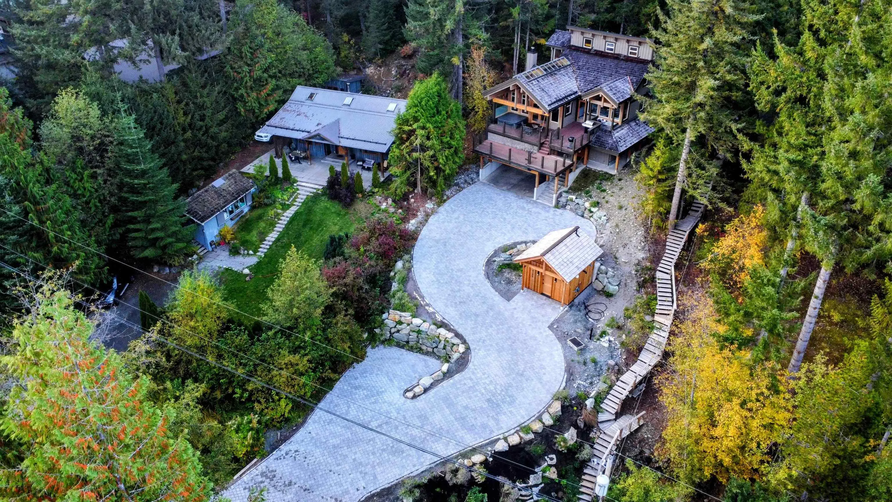 8255 Alpine Way