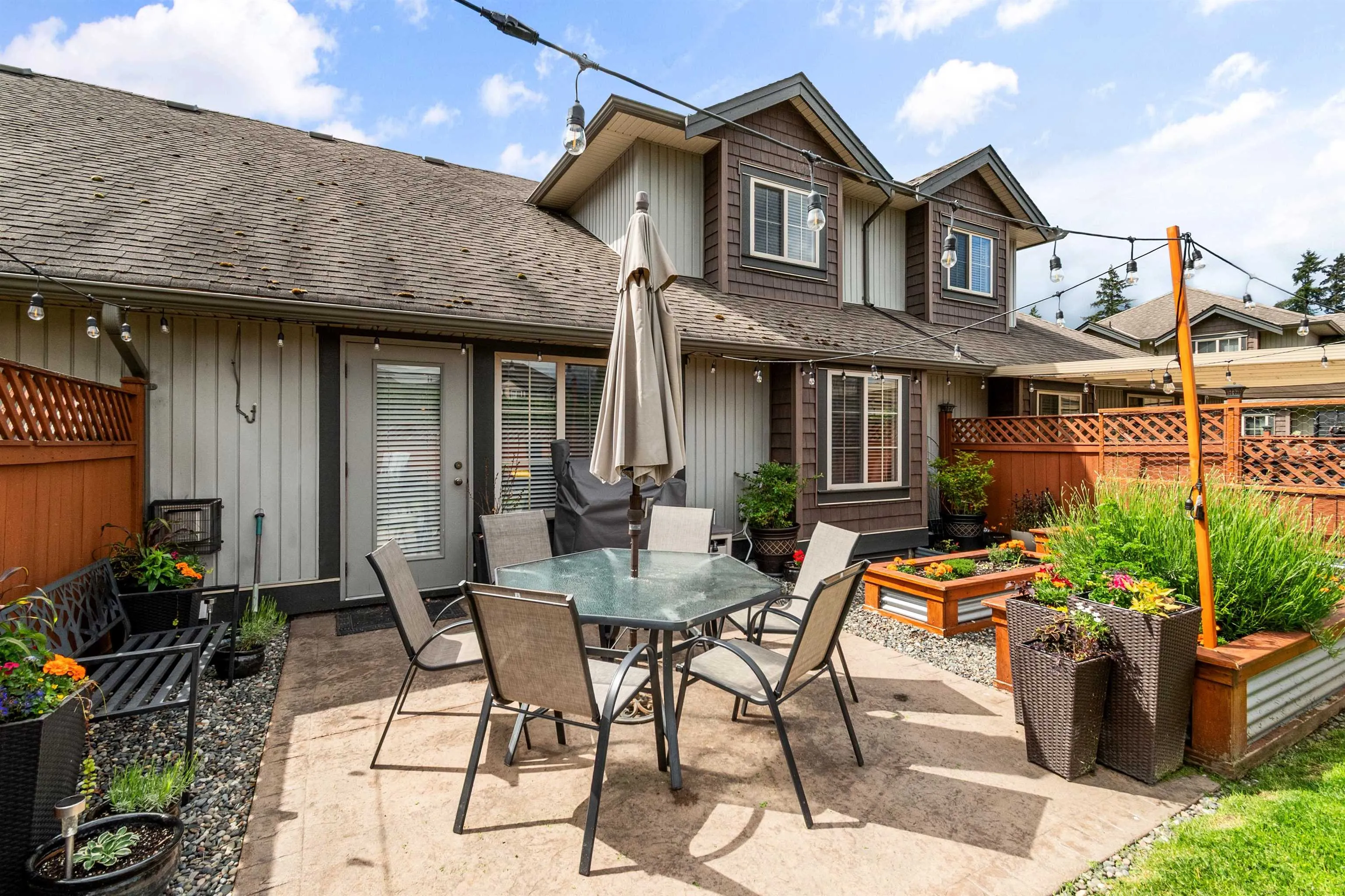 48 44523 Mclaren Drive