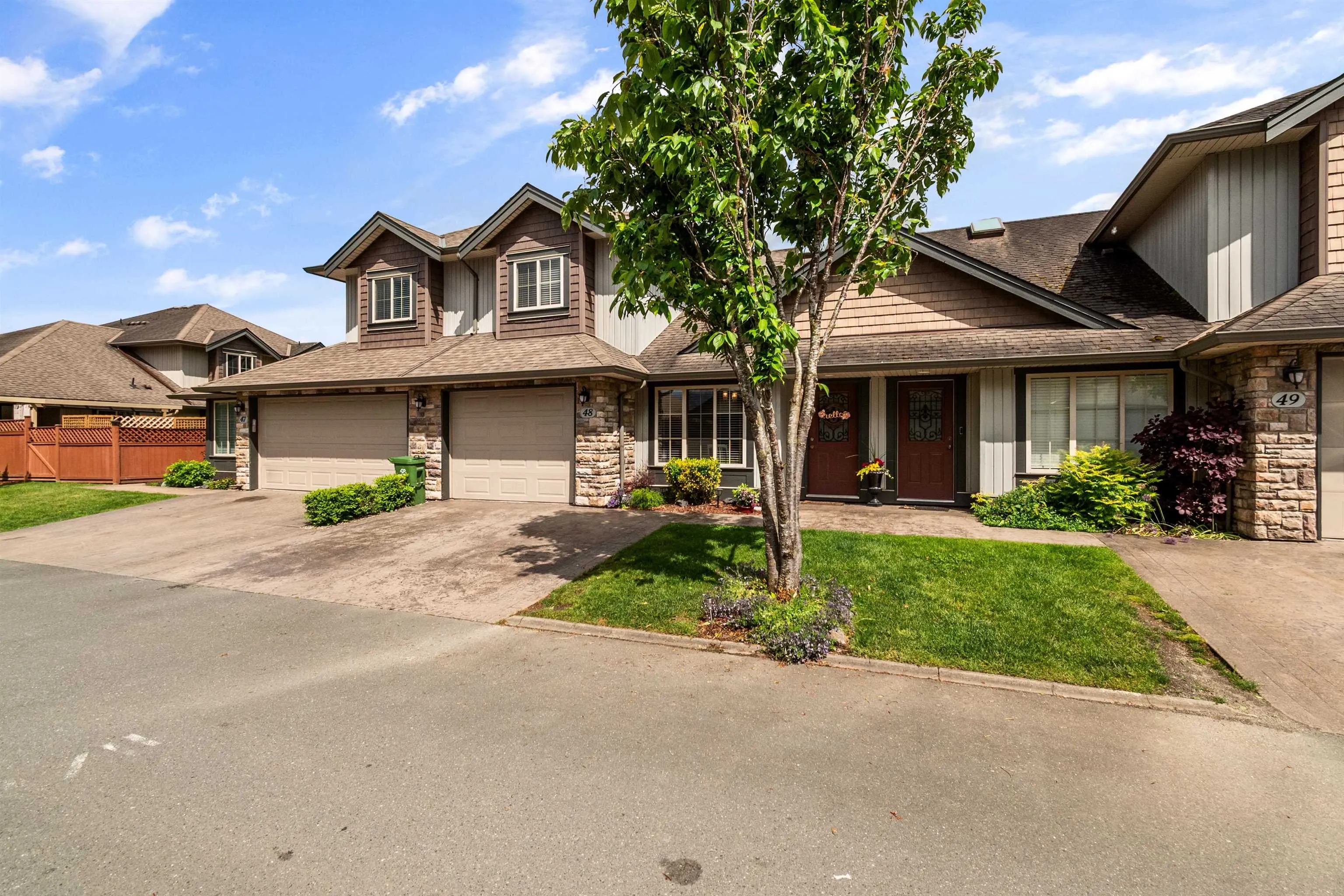 48 44523 Mclaren Drive