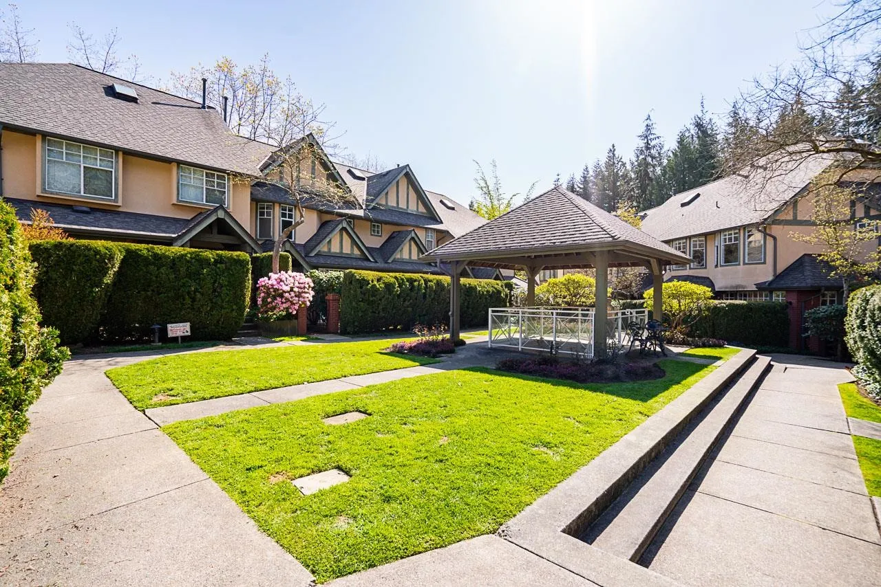 41 5880 Hampton Place