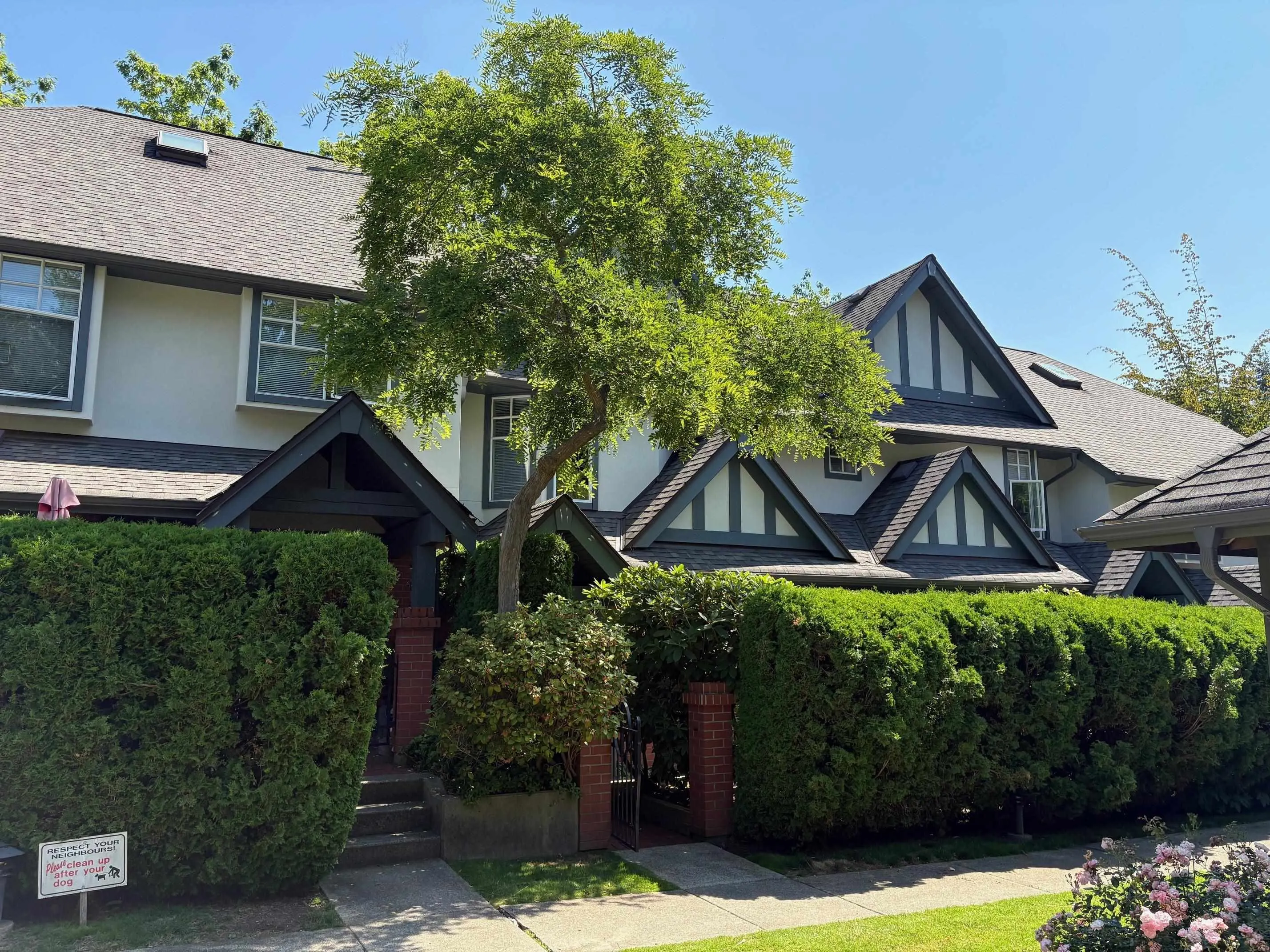 41 5880 Hampton Place