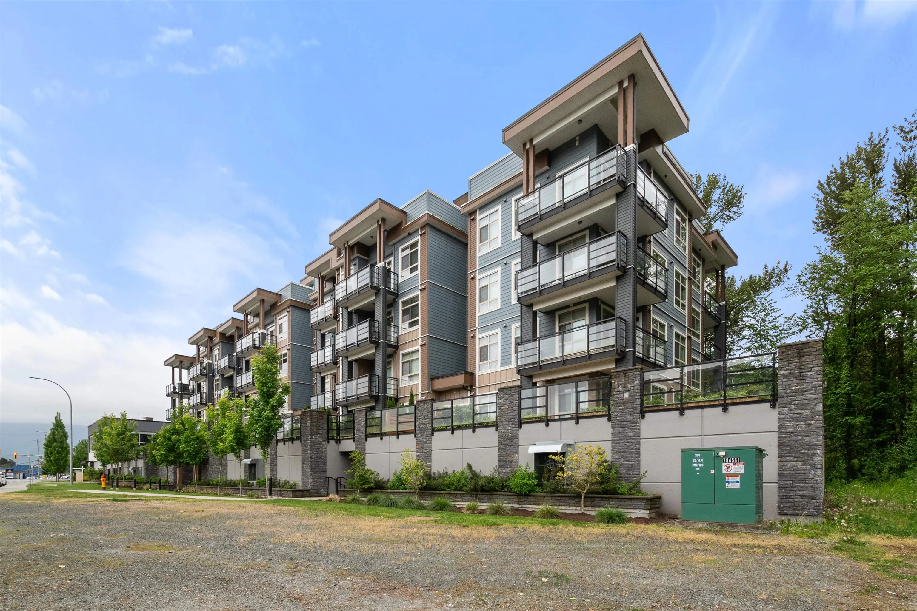 508 45562 Airport Road