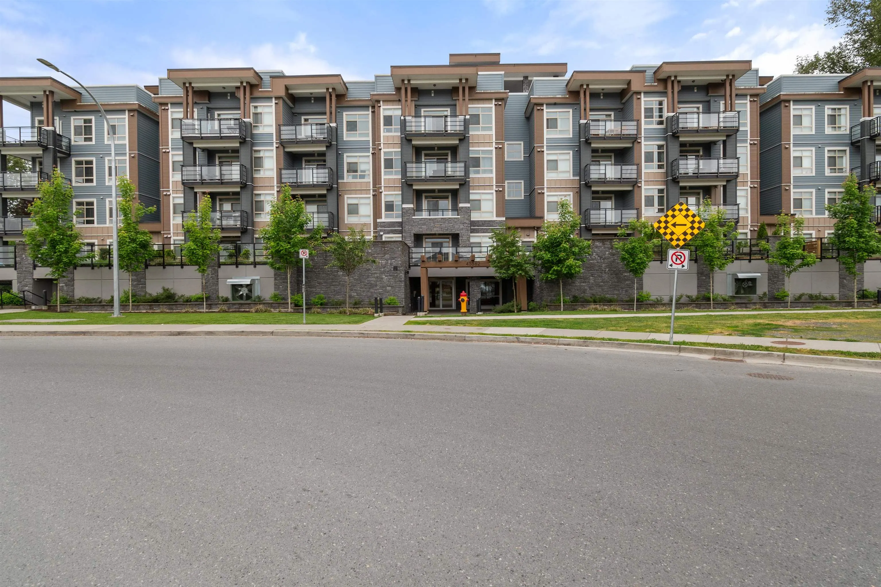 508 45562 Airport Road