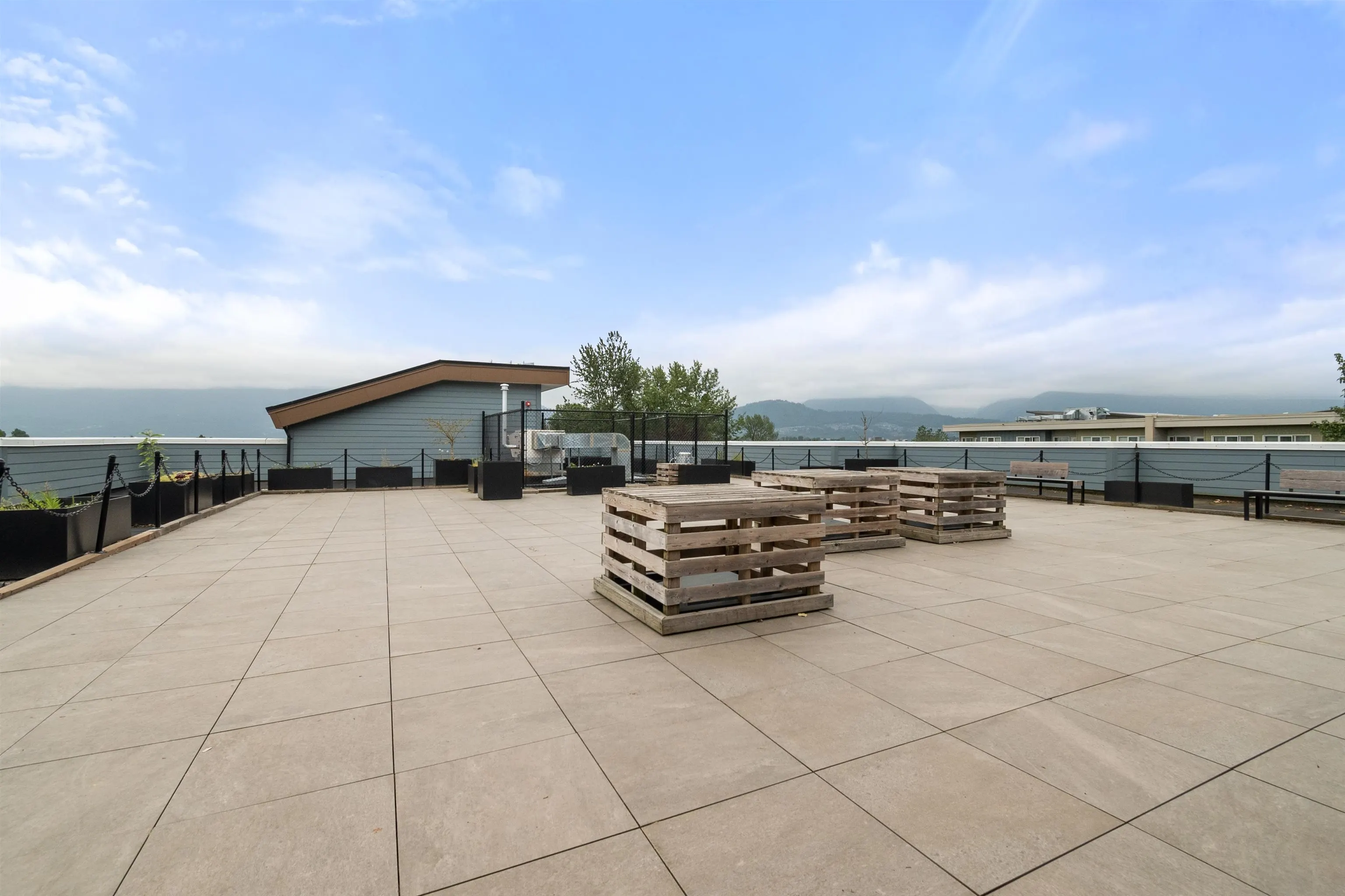 508 45562 Airport Road
