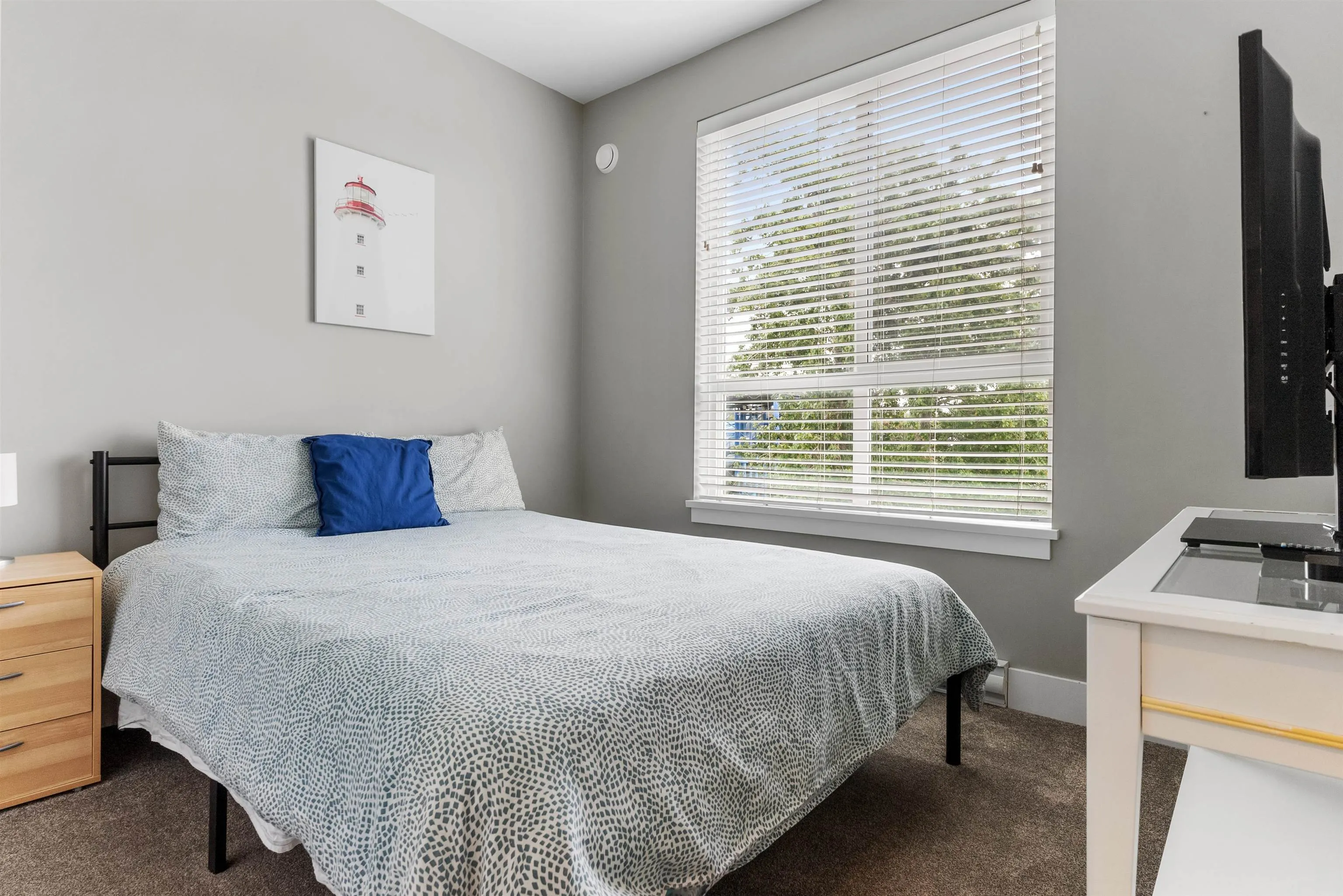 317 4690 Hawk Lane
