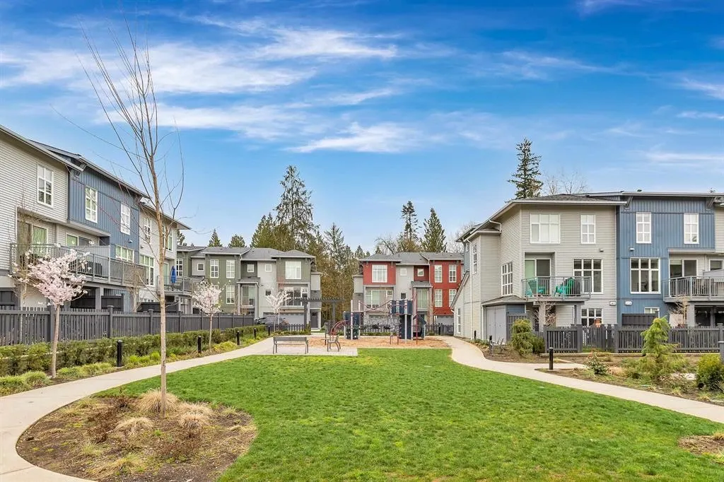 9 24076 112 Avenue