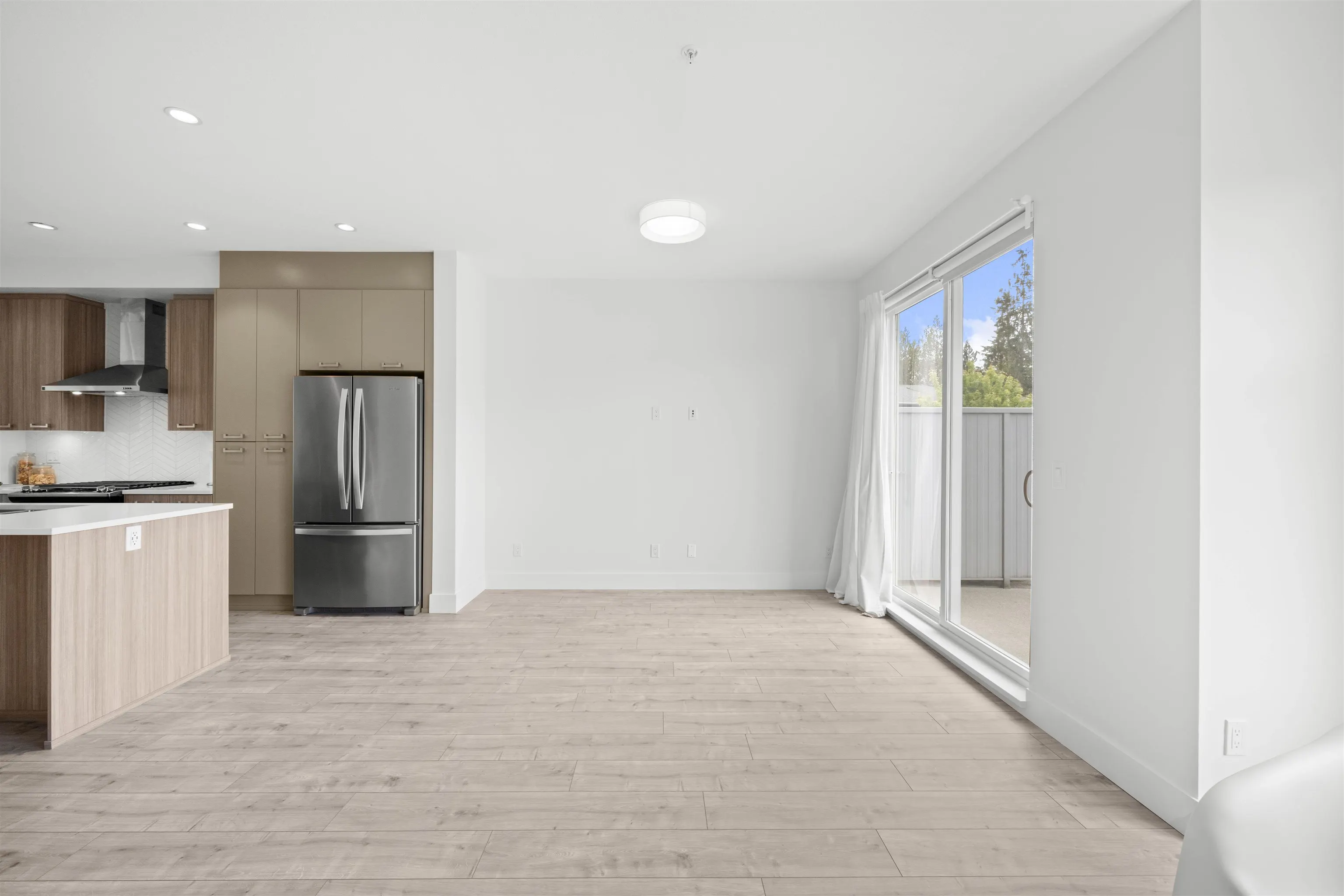 9 24076 112 Avenue