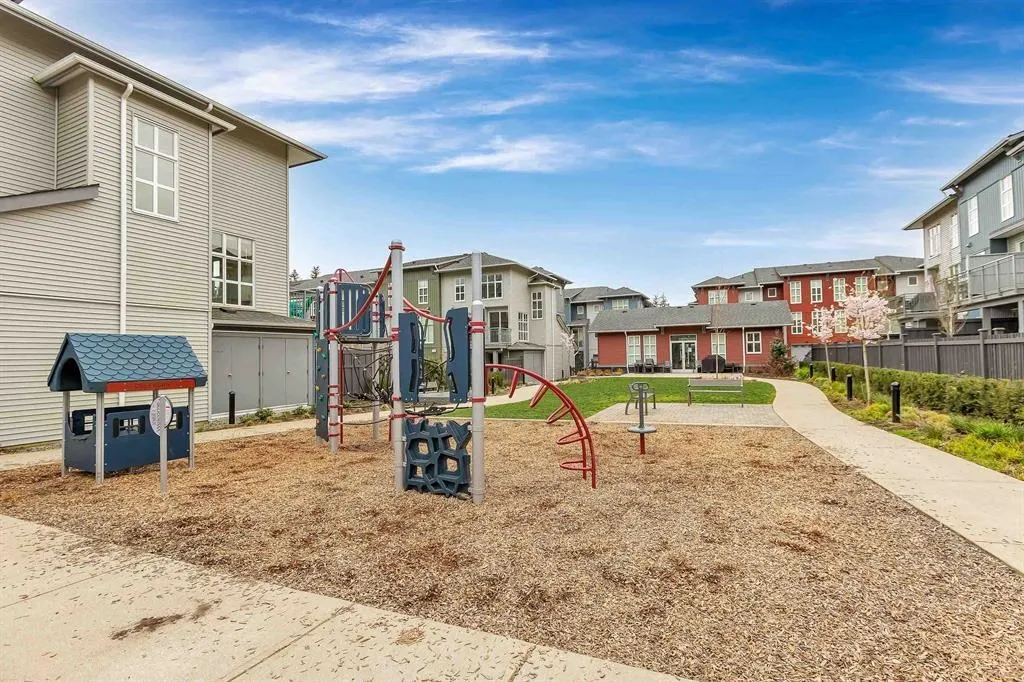 9 24076 112 Avenue