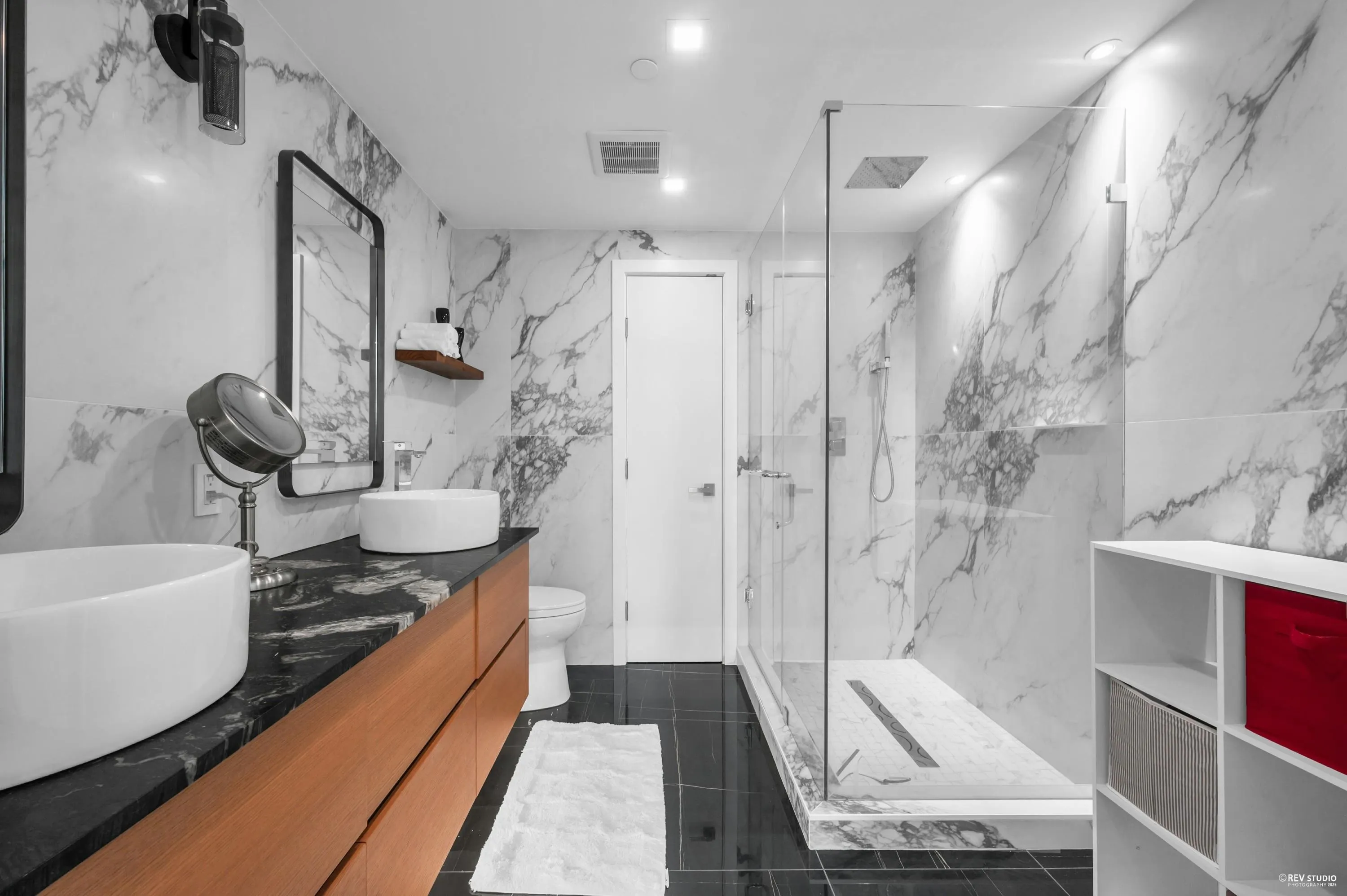 1304 323 Jervis Street