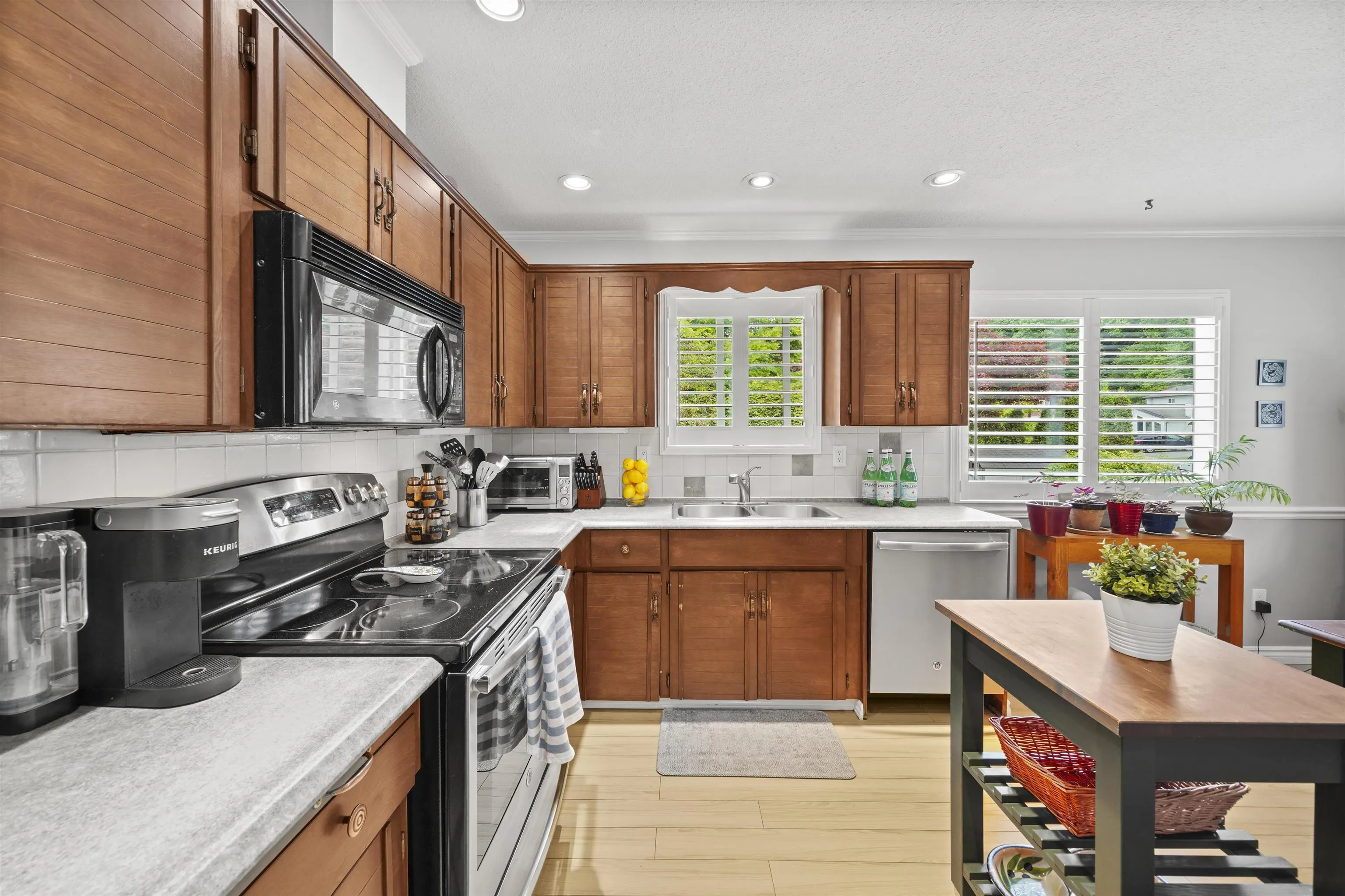 1271 Bluff Drive