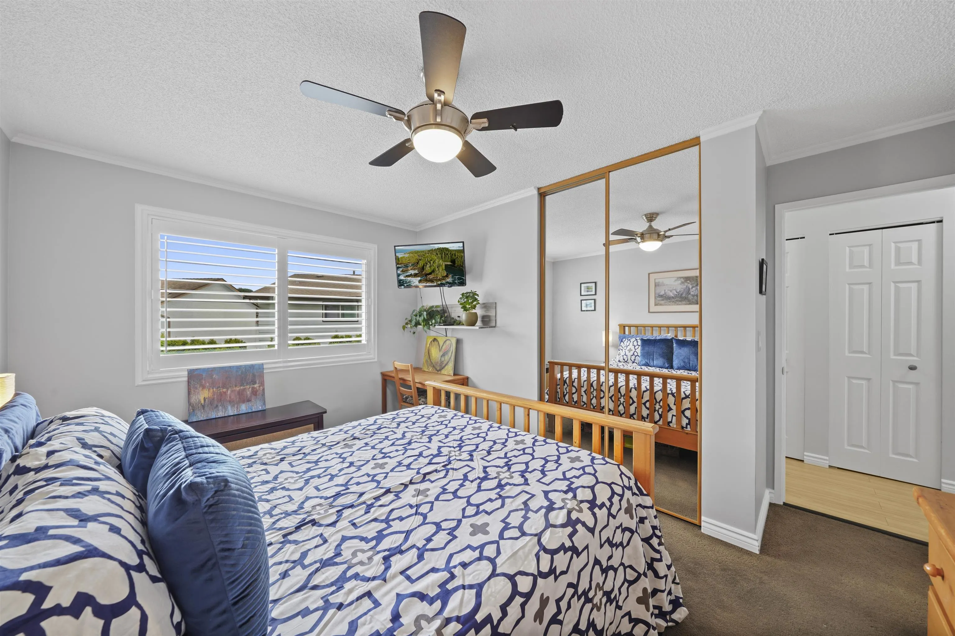 1271 Bluff Drive