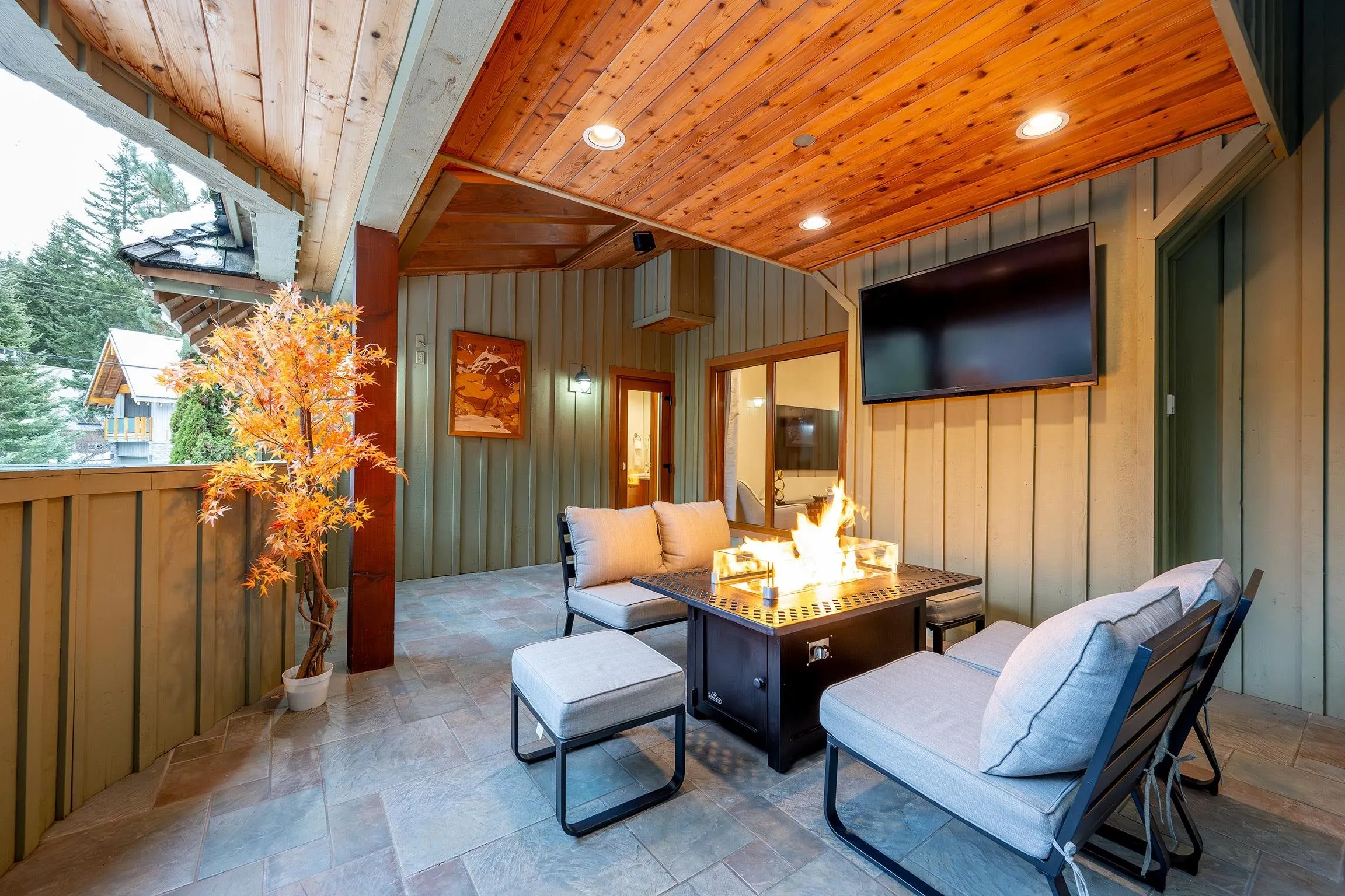 3012 Alpine Crescent