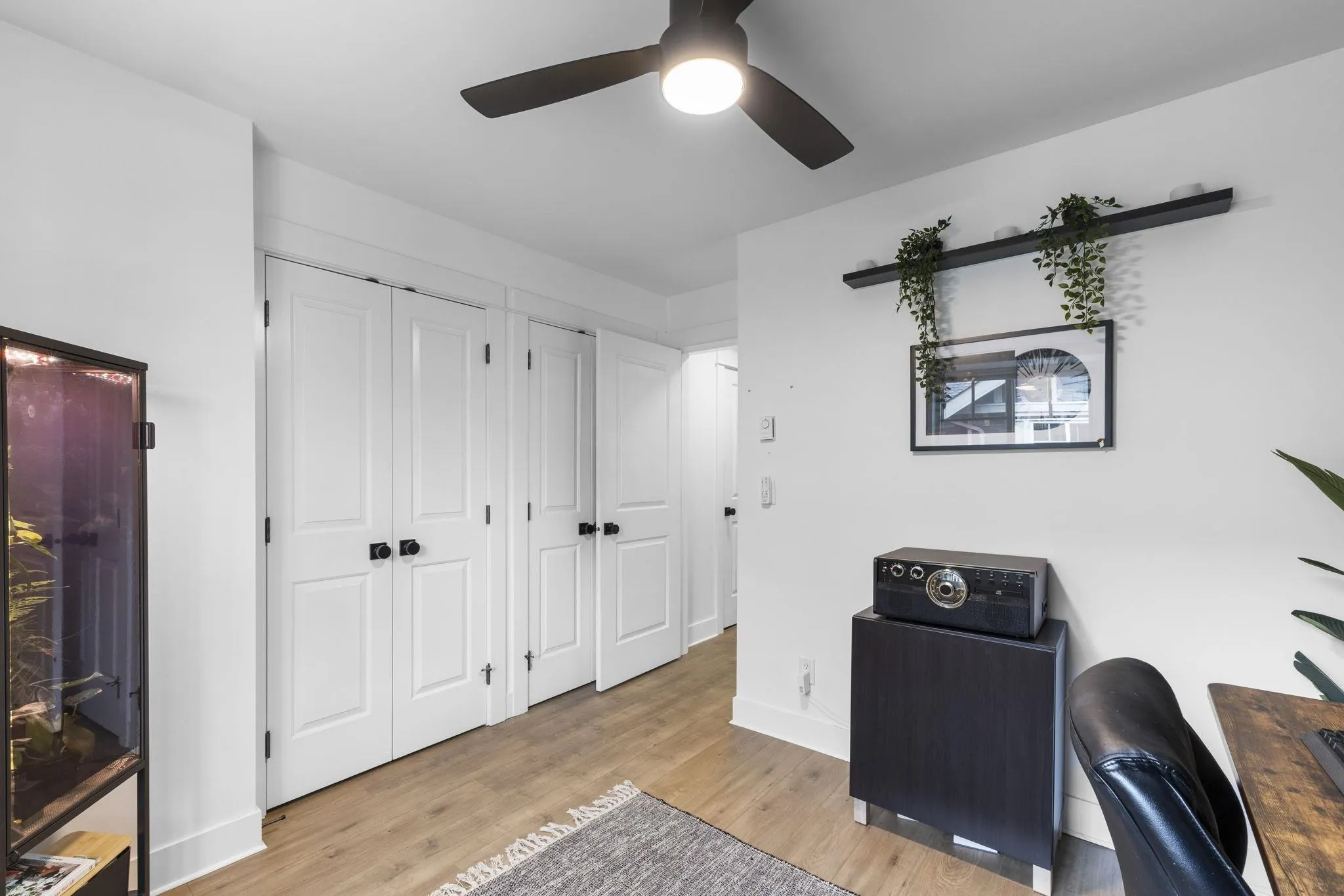 121 3382 Viewmount Drive