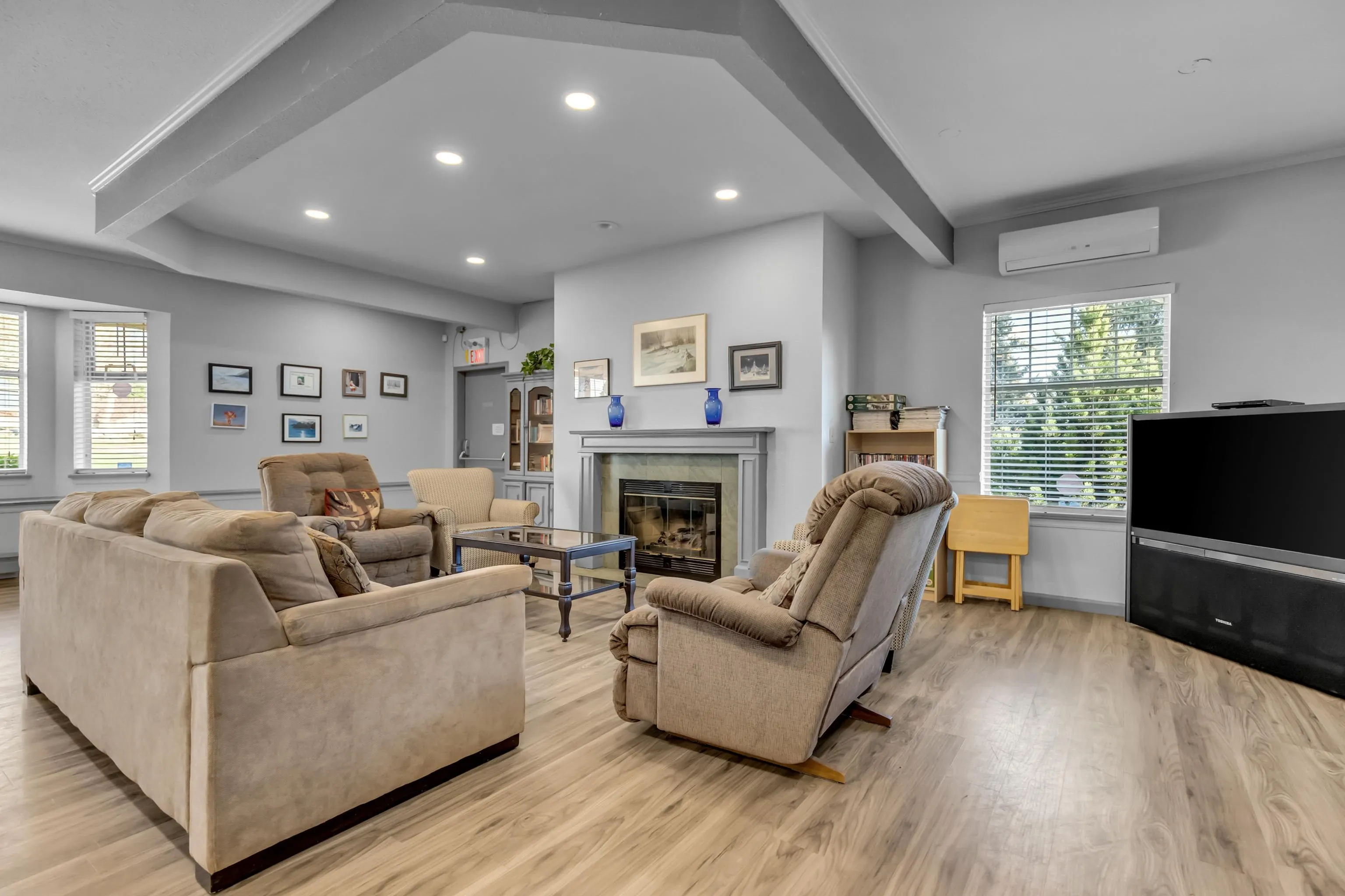 225 22611 116 Avenue