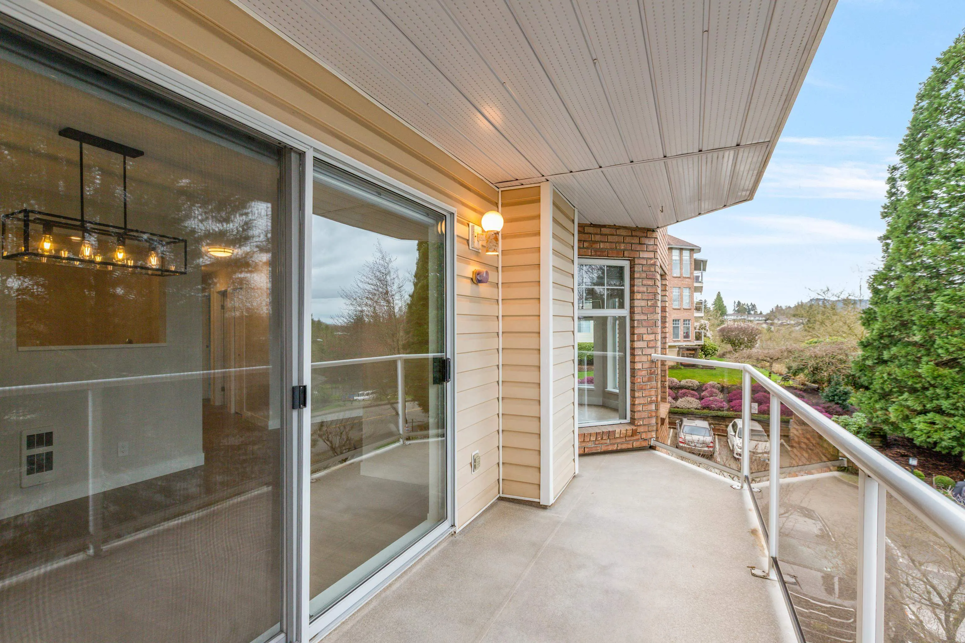 225 22611 116 Avenue
