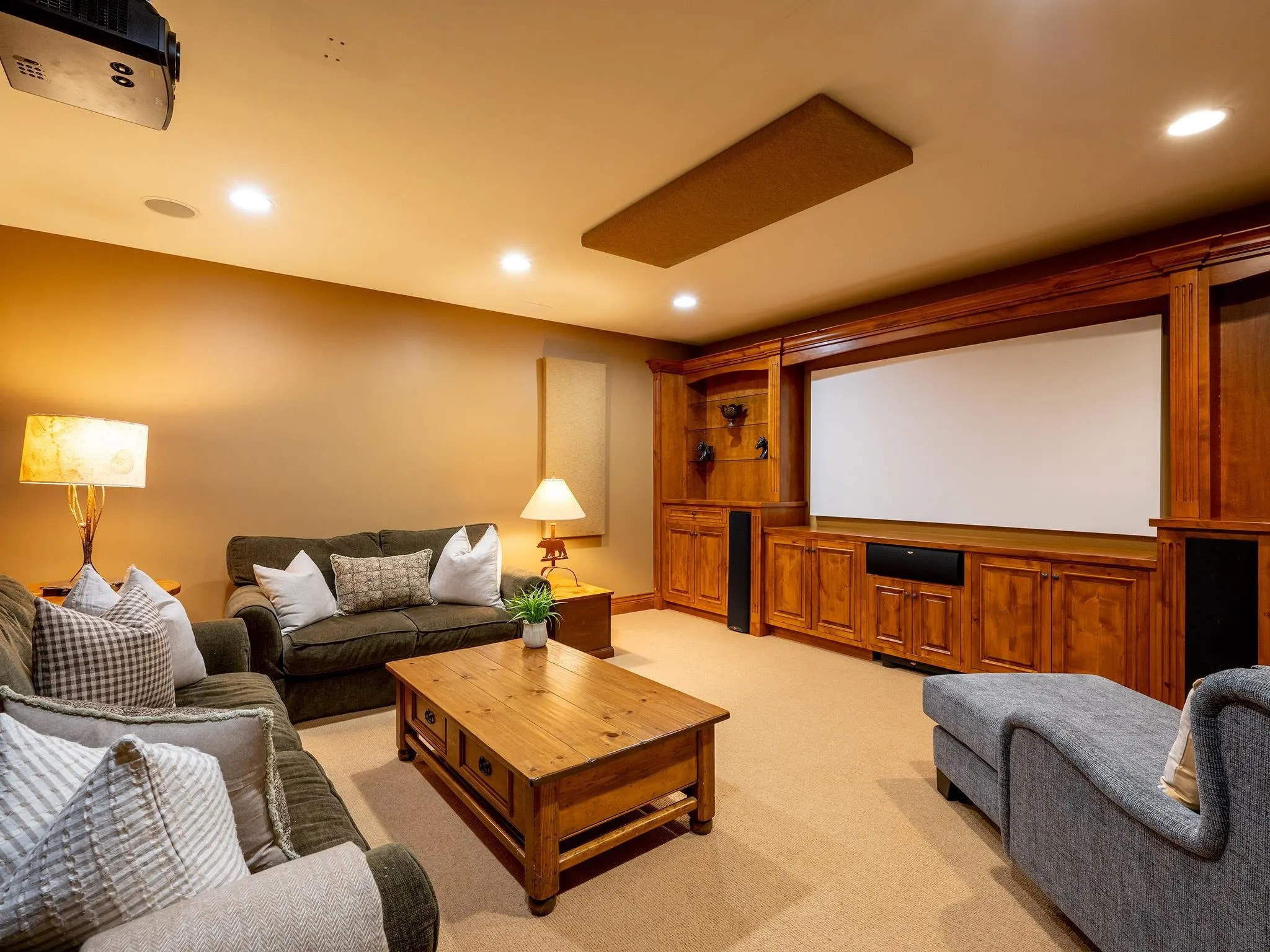 3220 Peak Drive