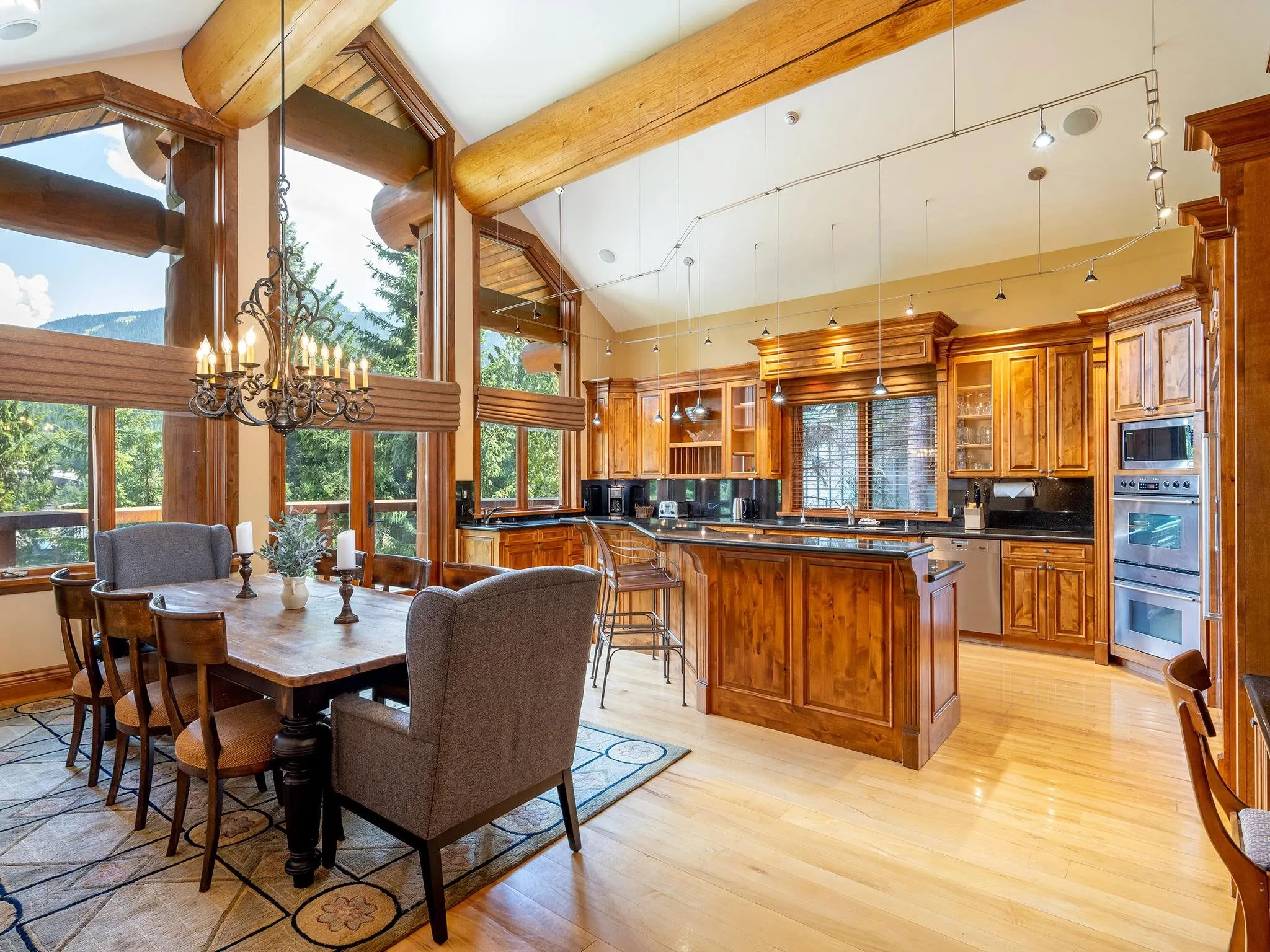 3220 Peak Drive