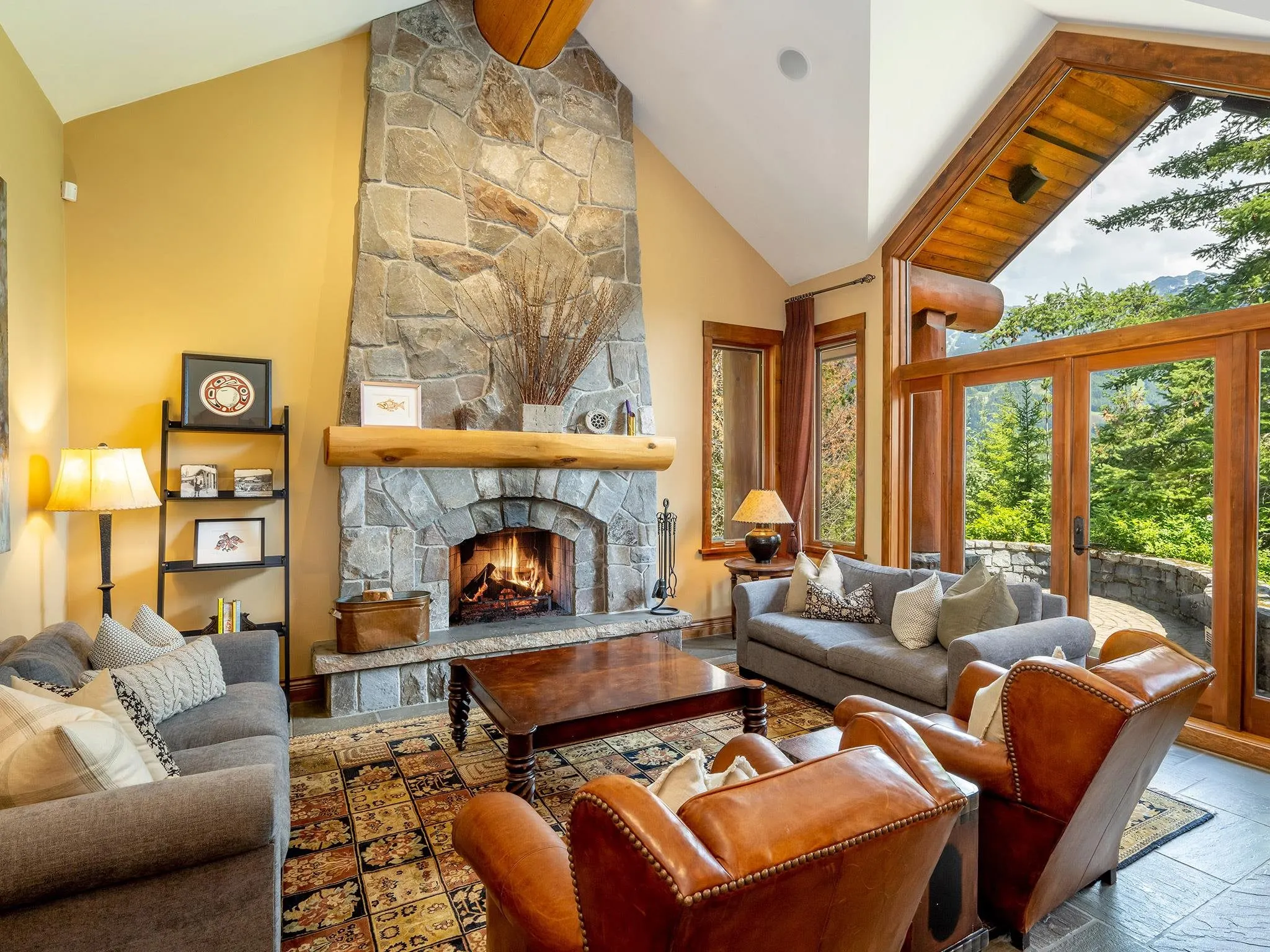 3220 Peak Drive