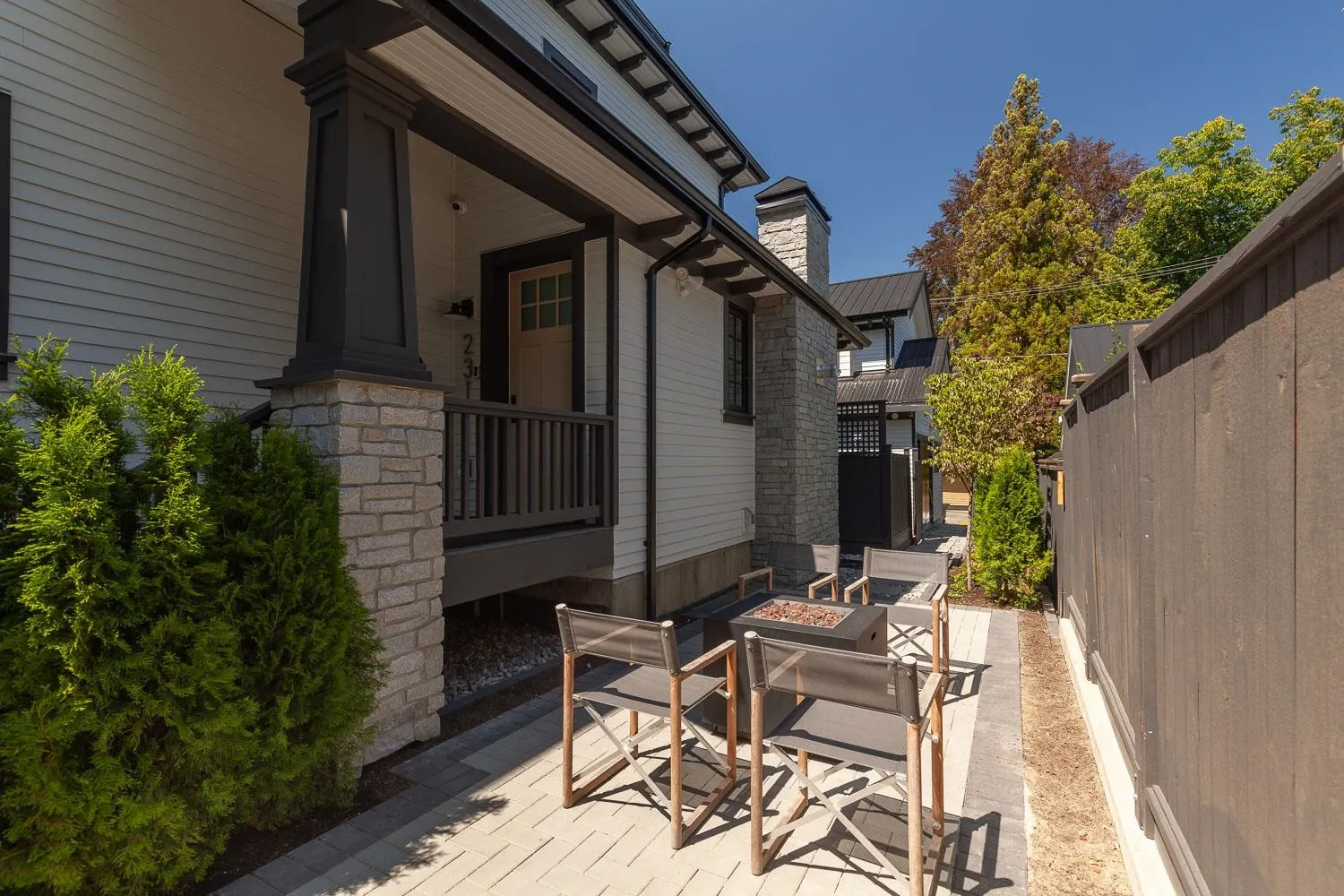 231 W 15th Avenue