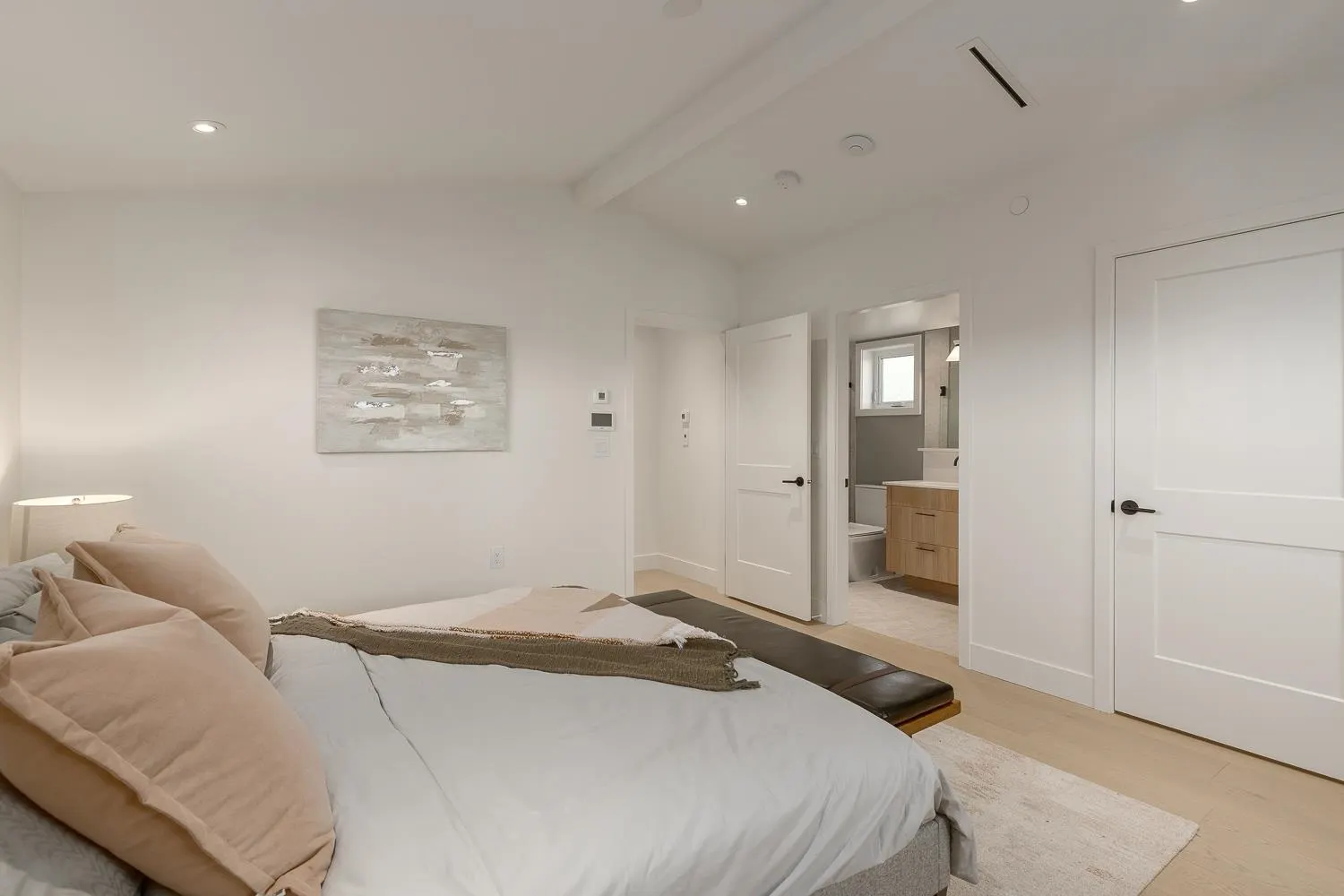 231 W 15th Avenue