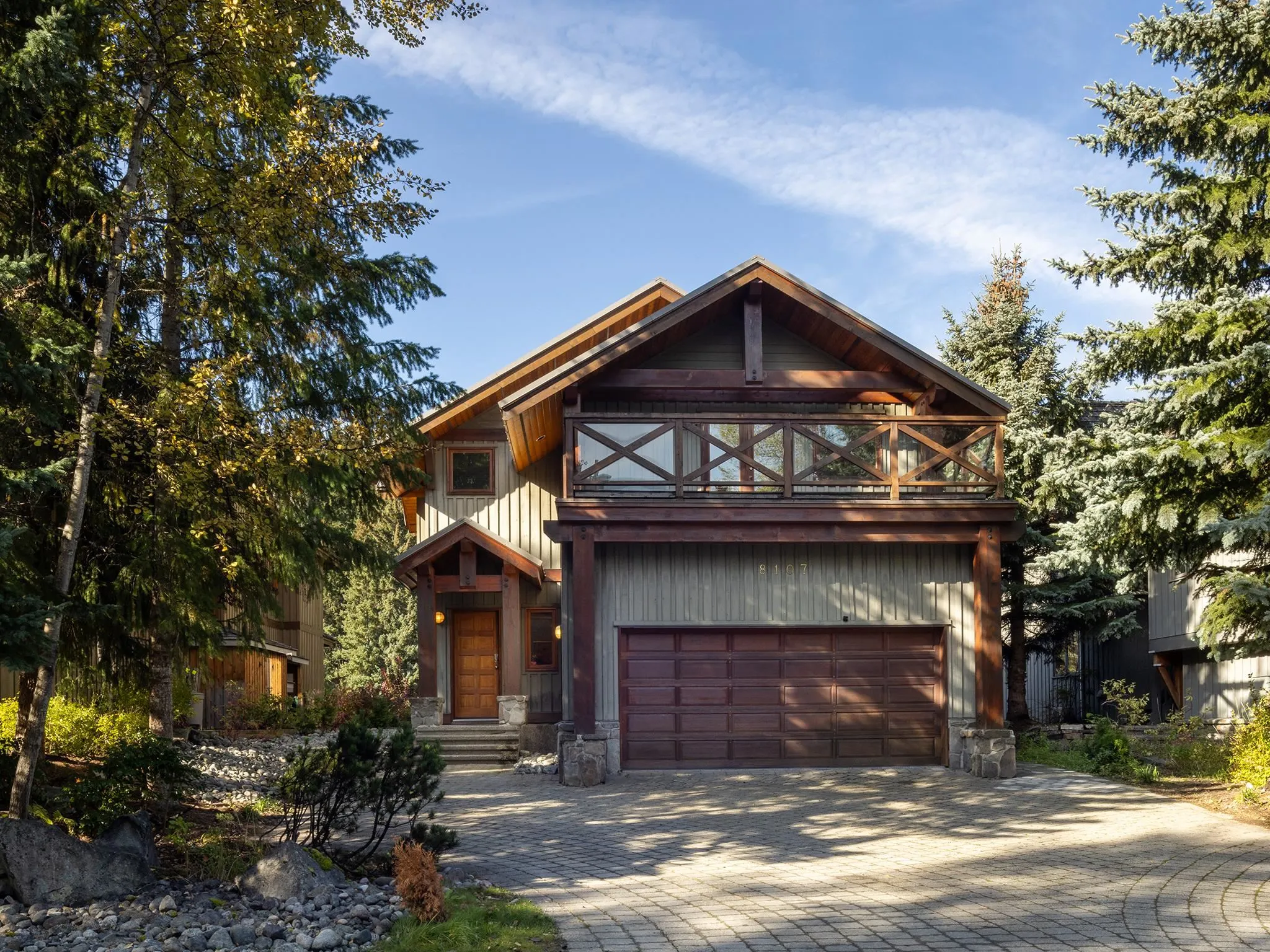 8107 Muirfield Crescent