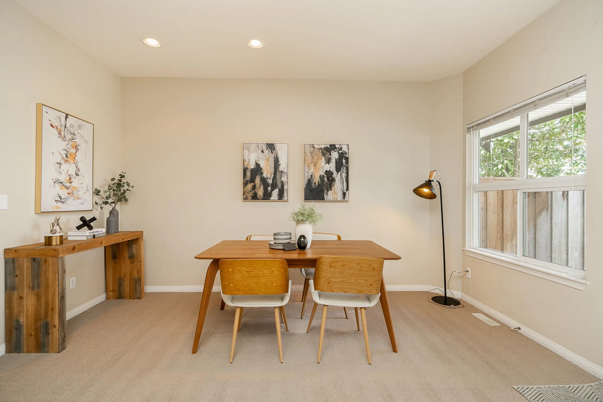70 1055 Riverwood Gate