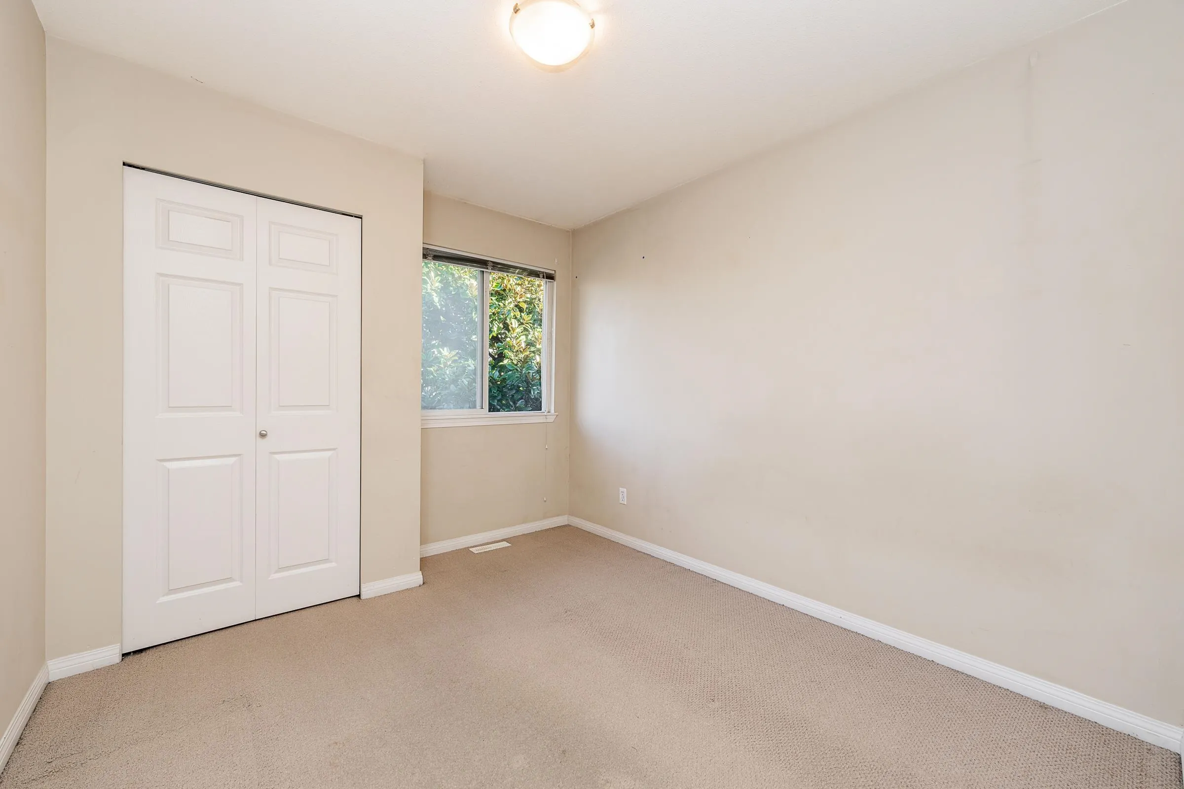 70 1055 Riverwood Gate