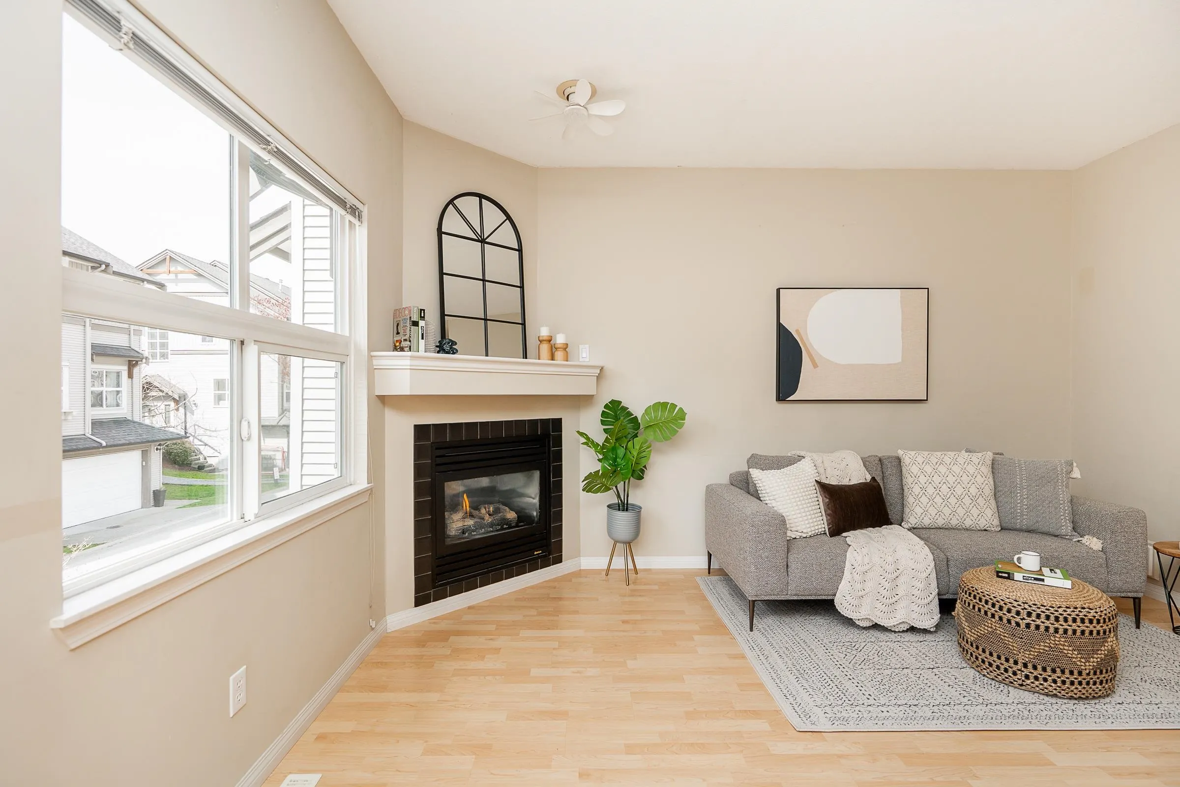 70 1055 Riverwood Gate