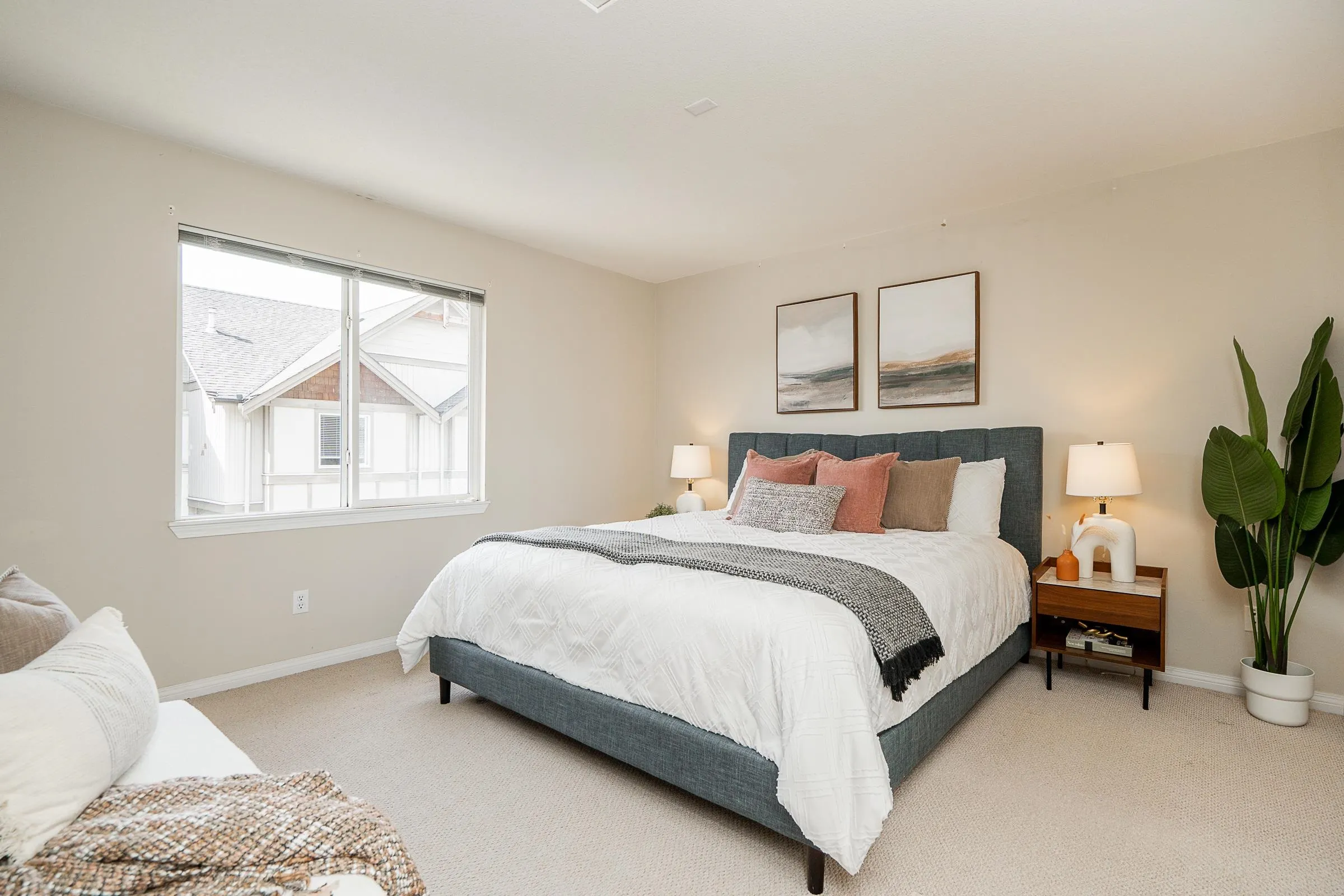 70 1055 Riverwood Gate