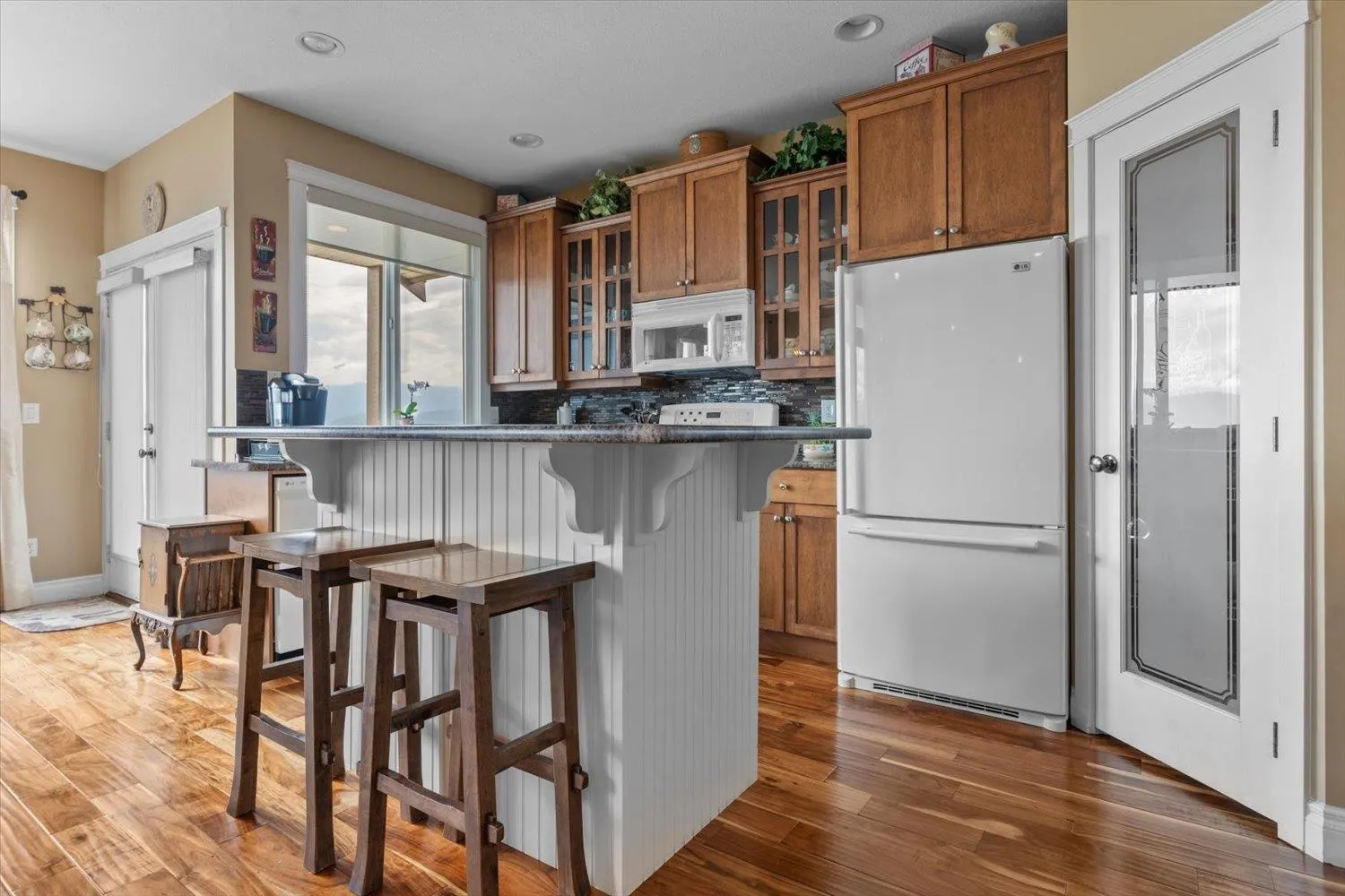 122 8590 Sunrise Drive