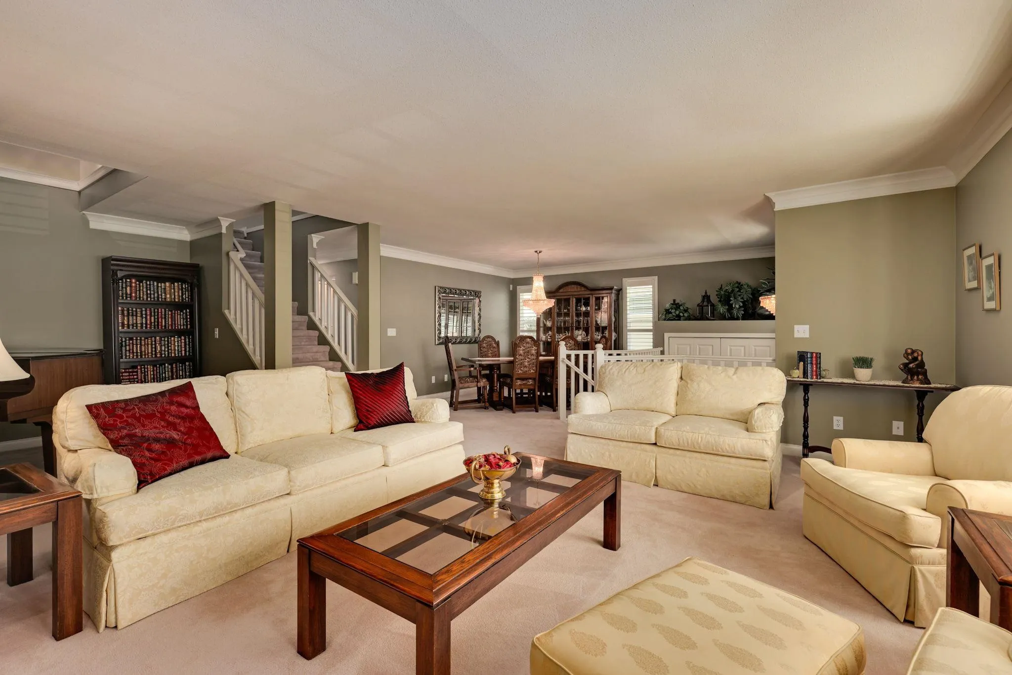 16 101 Parkside Drive