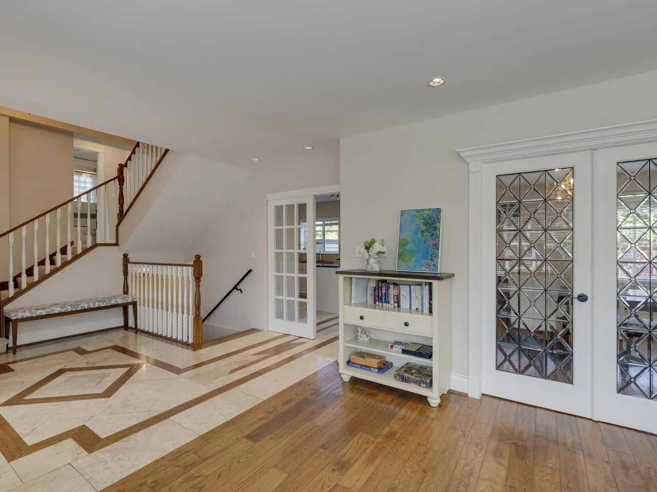 1529 W 33rd Avenue