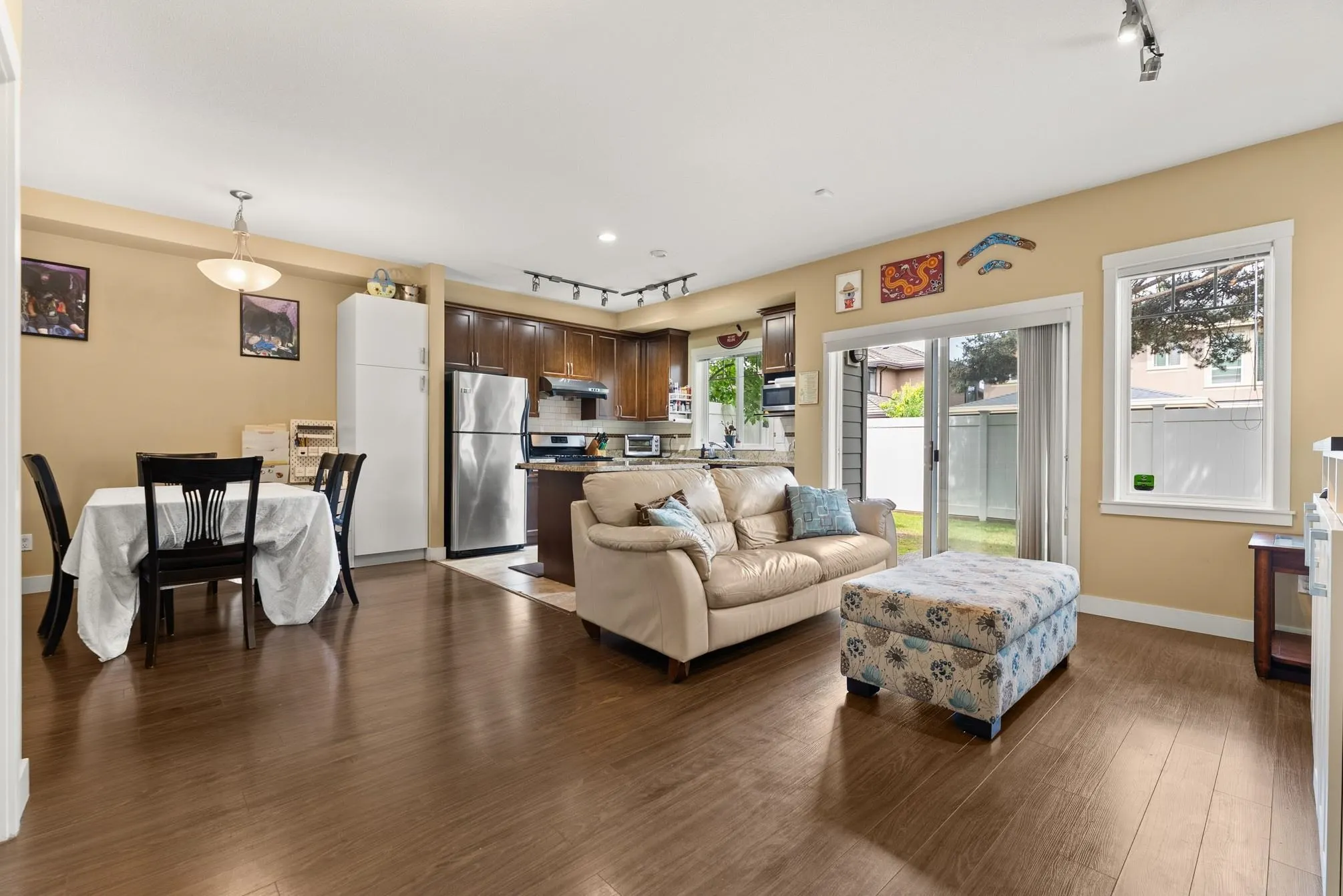 22 11393 Steveston Highway