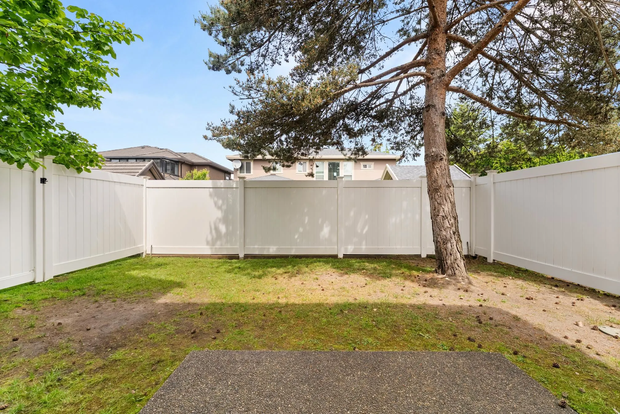 22 11393 Steveston Highway