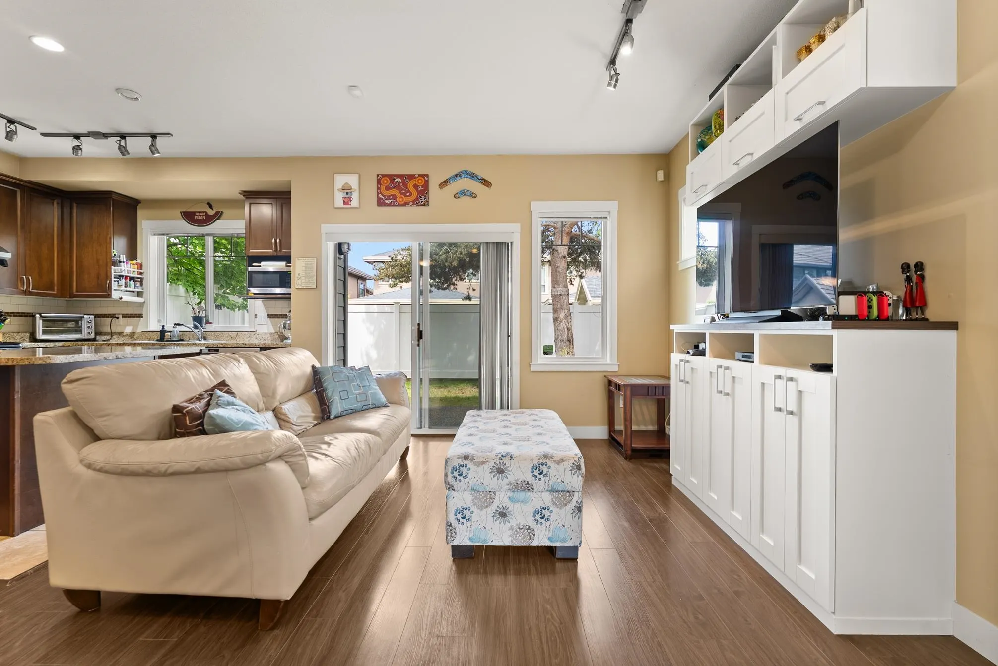 22 11393 Steveston Highway