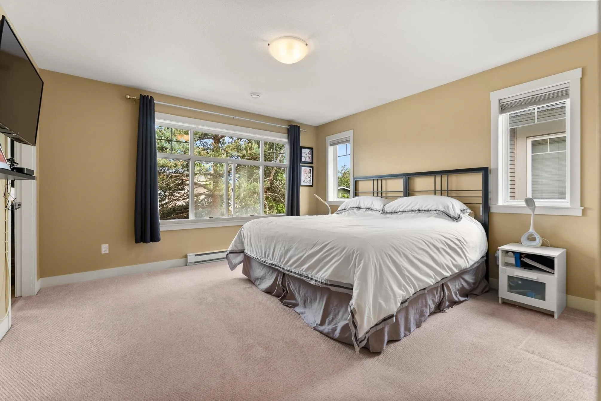 22 11393 Steveston Highway
