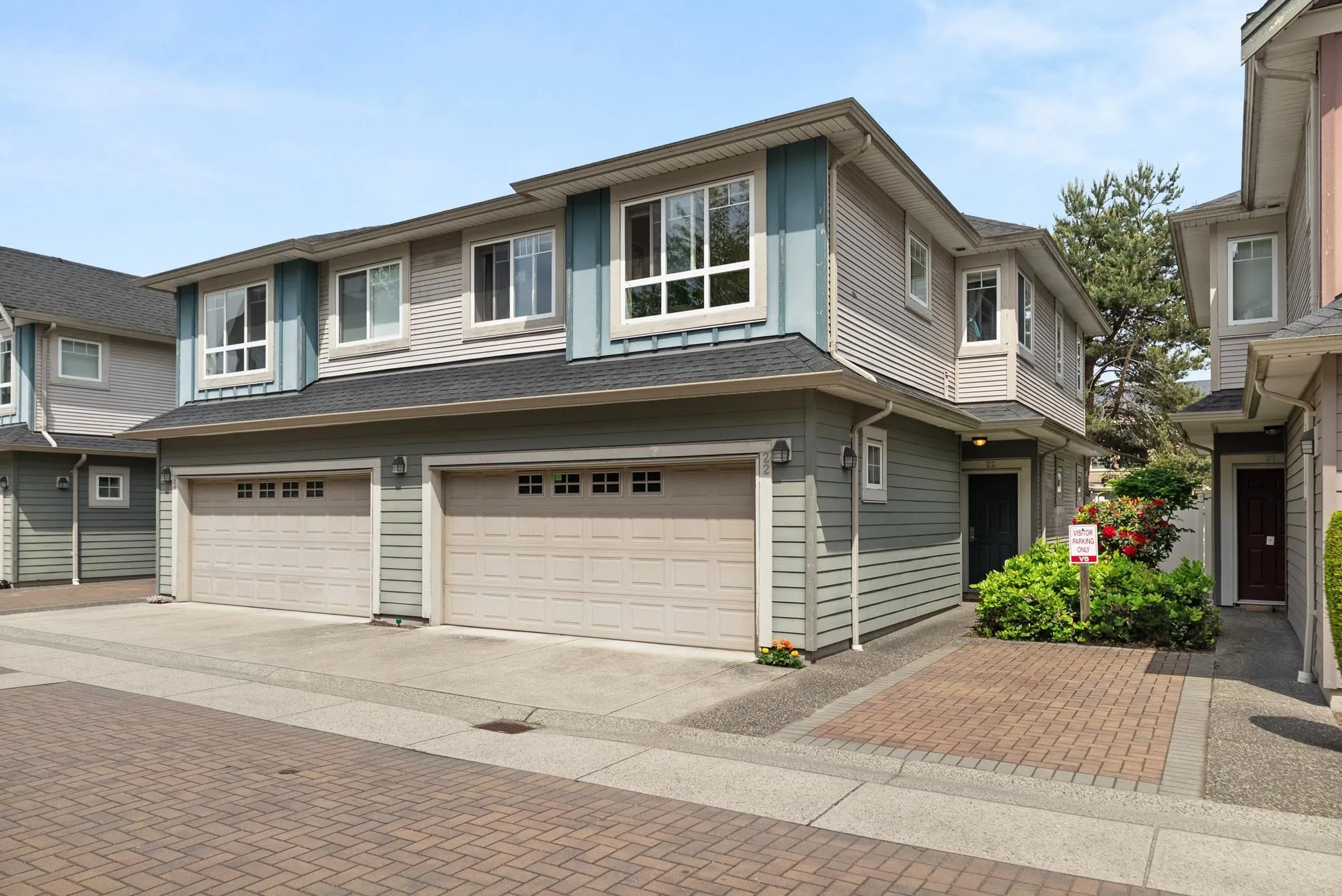 22 11393 Steveston Highway