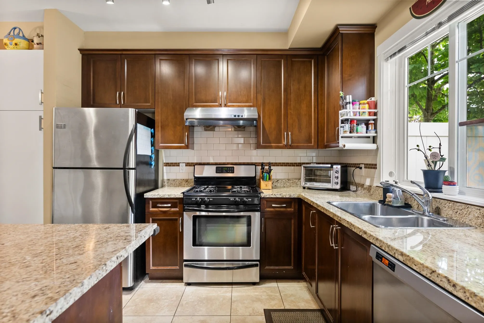 22 11393 Steveston Highway