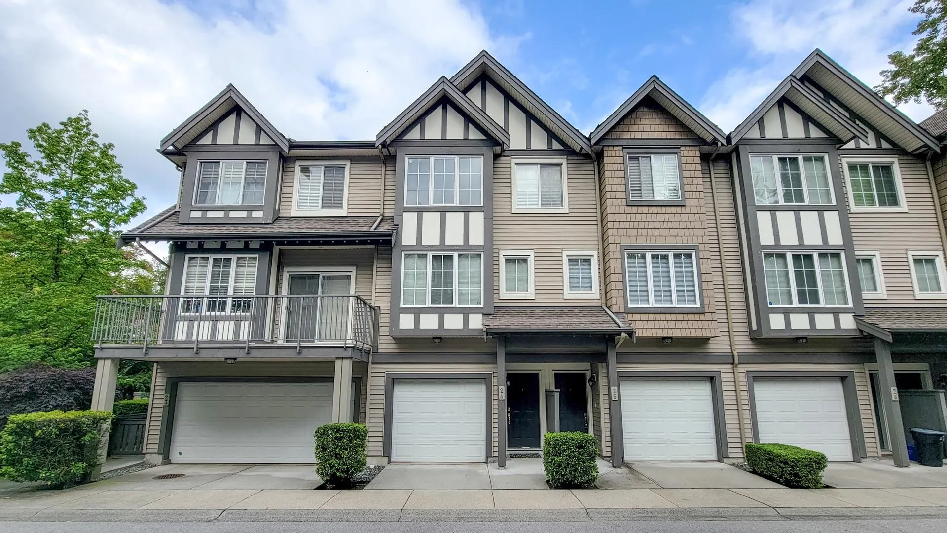 24 8533 Cumberland Place