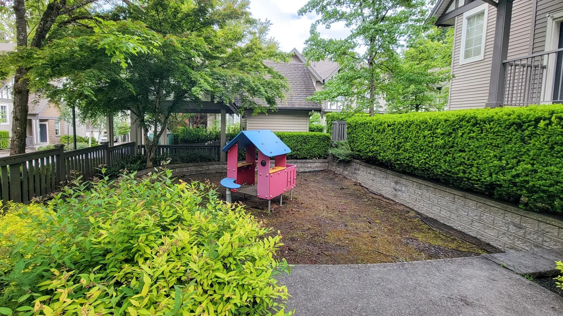 24 8533 Cumberland Place