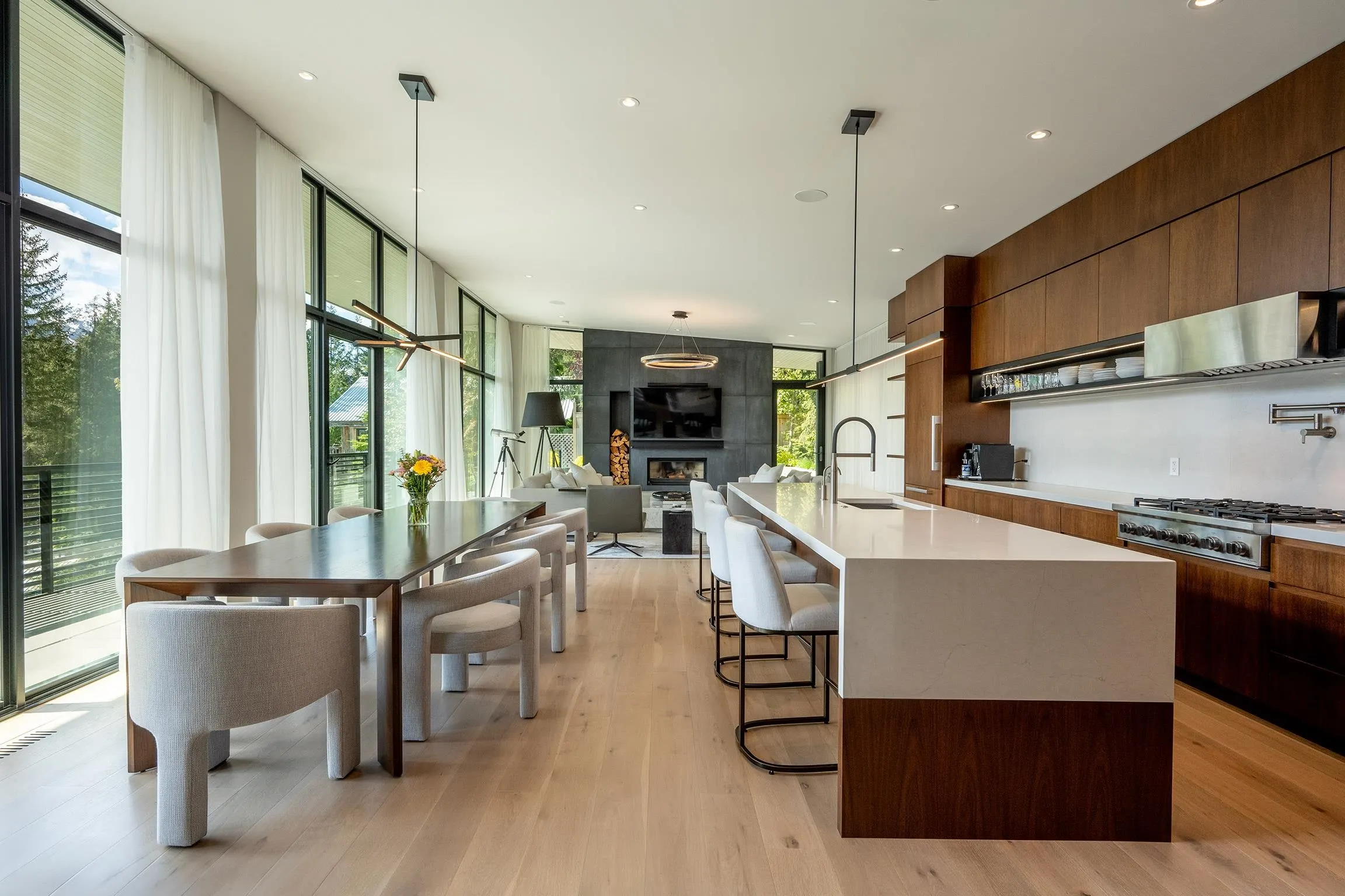 8504 Drifter Way
