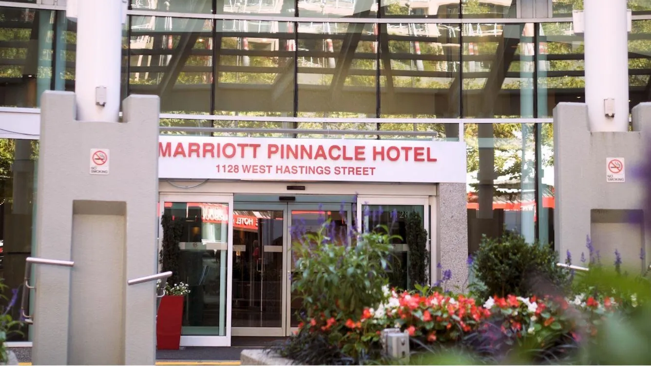 3116 1128 W Hastings Street