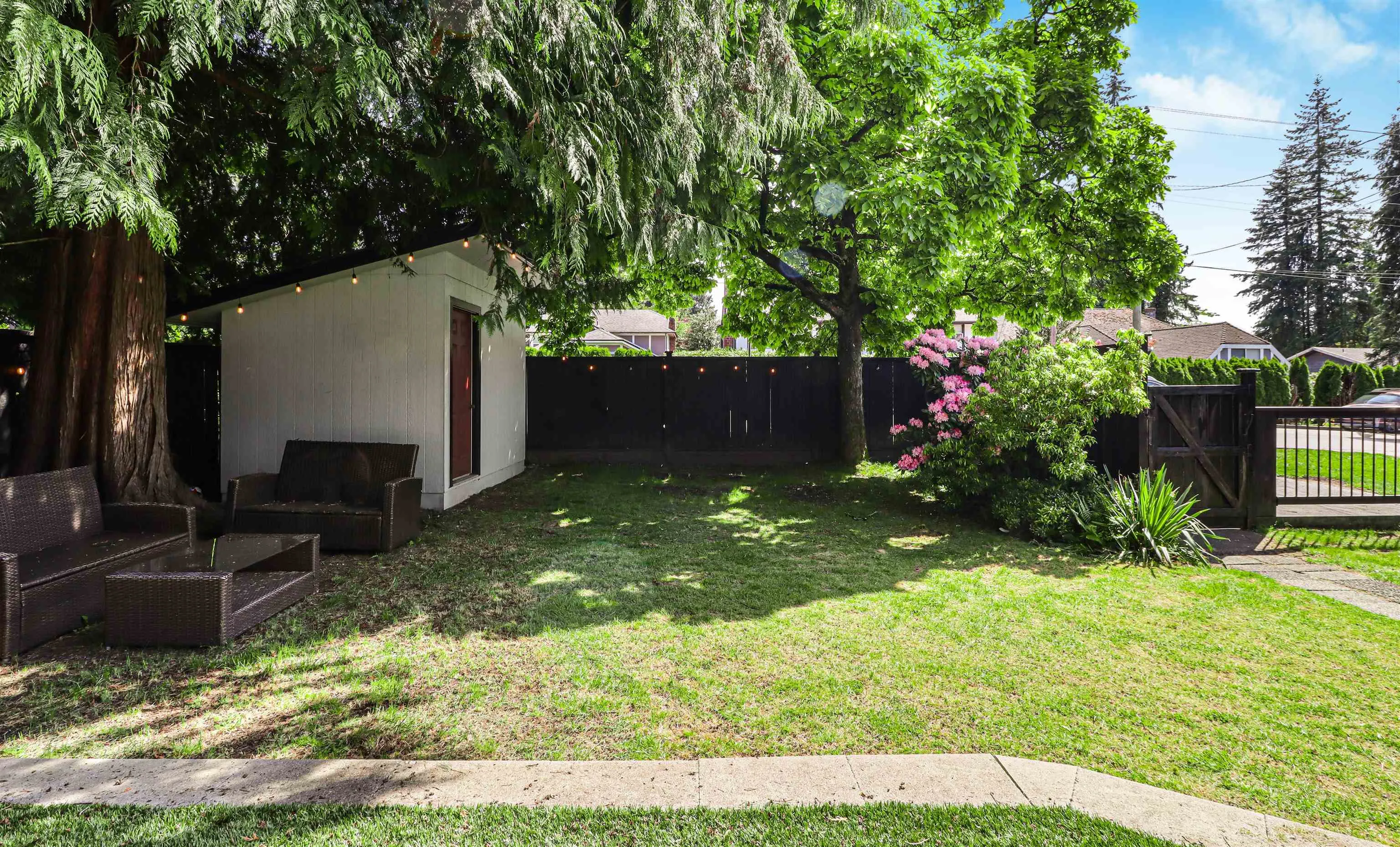 1225 Foster Avenue