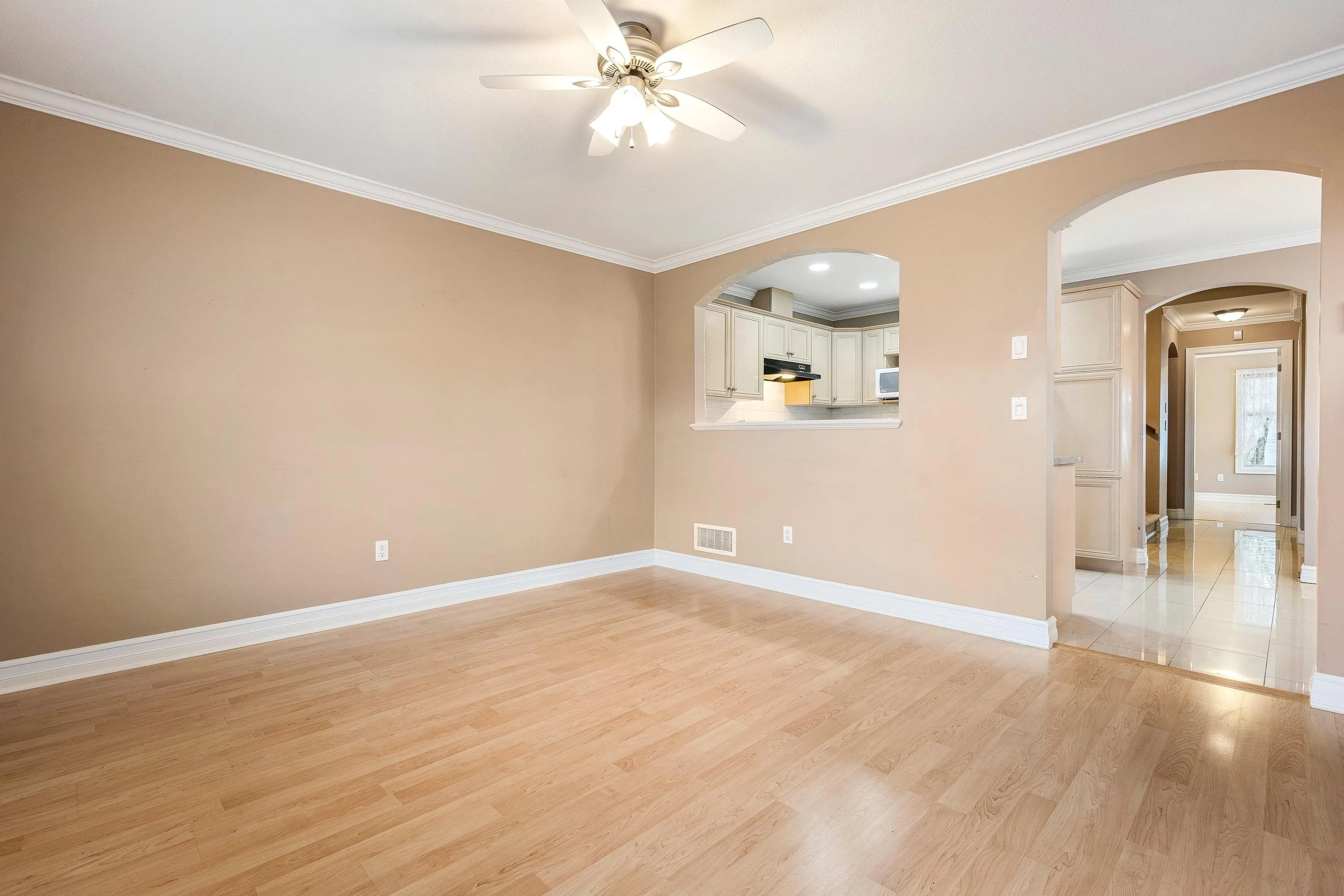 9 6887 Sheffield Way